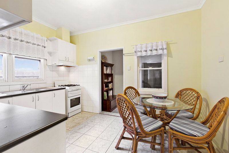 1055 North Road, Hughesdale, VIC 3166