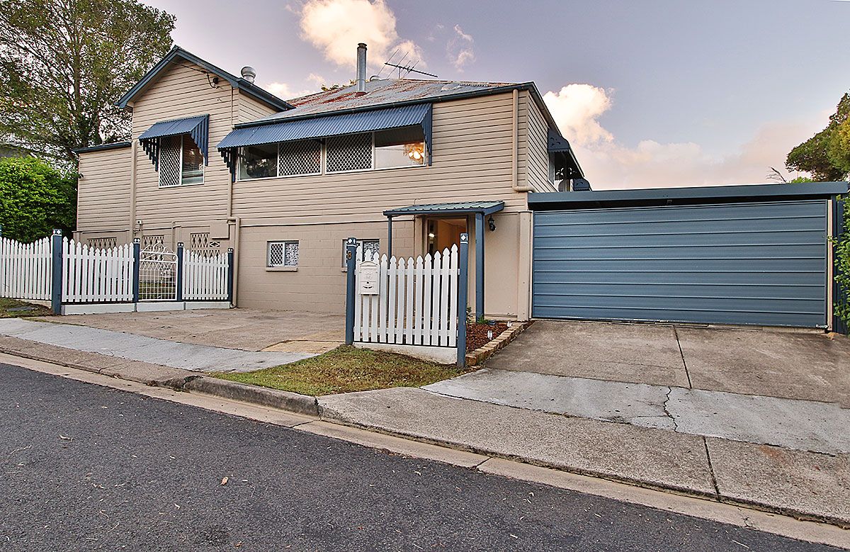 8 Pryde Street, Woodend, QLD 4305