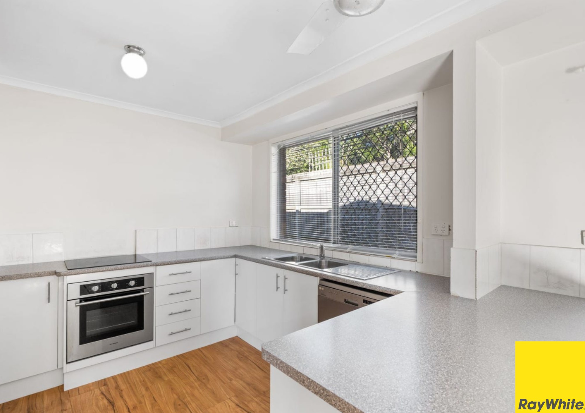 23 Whitfield Avenue, Springwood, QLD 4127