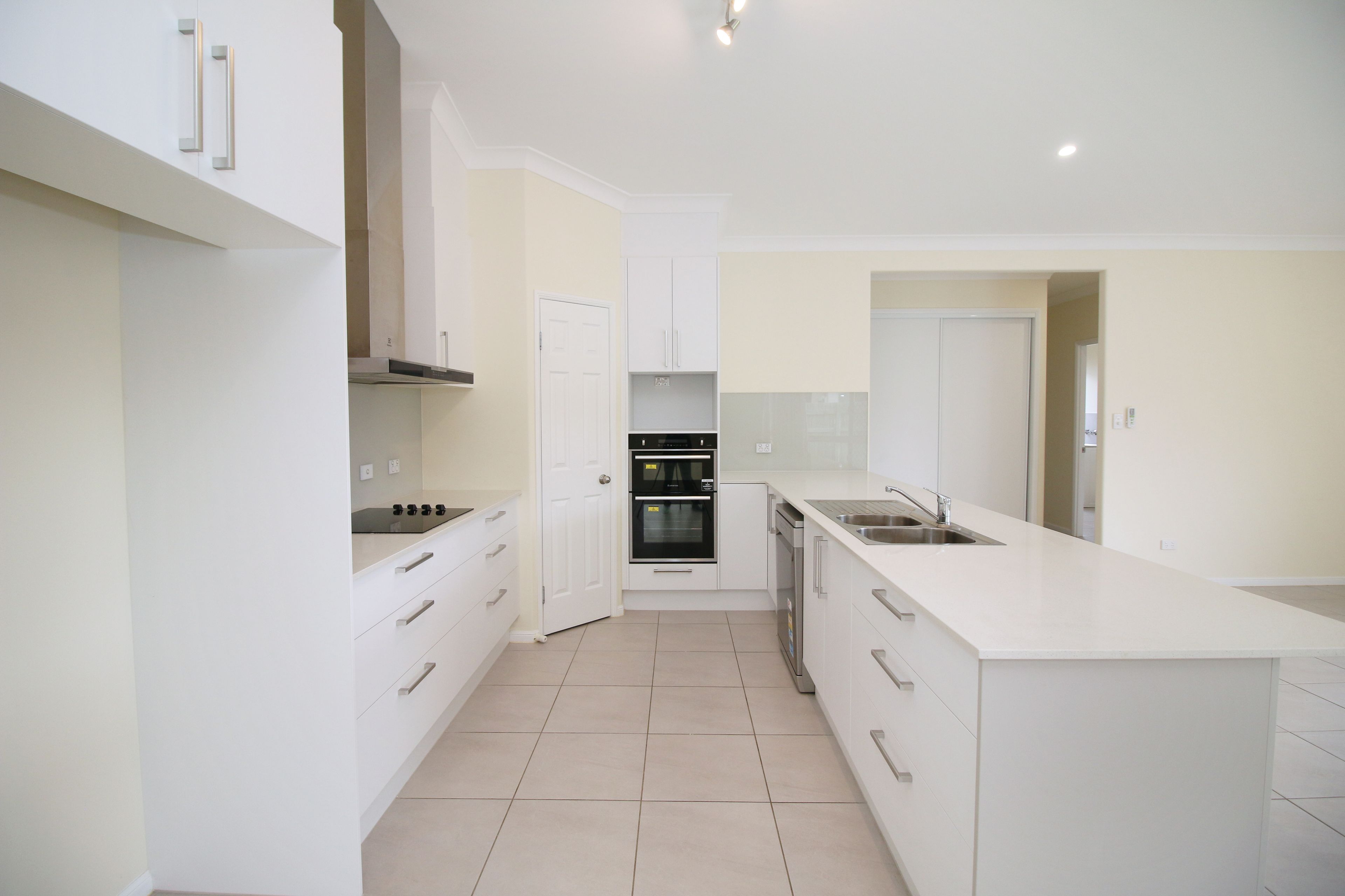 10 Sunningdale Pocket, Idalia, QLD 4811