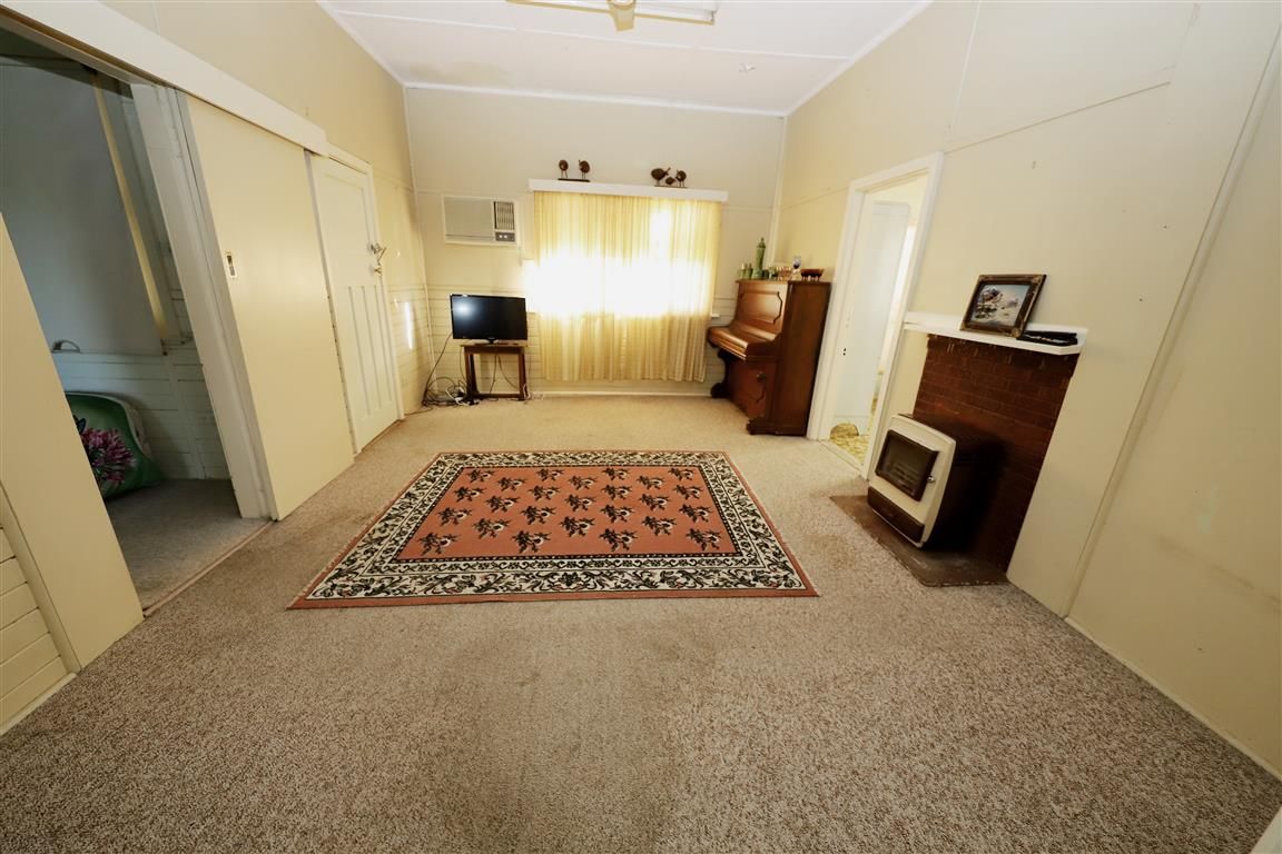 178 Capper Street, Tumut, NSW 2720