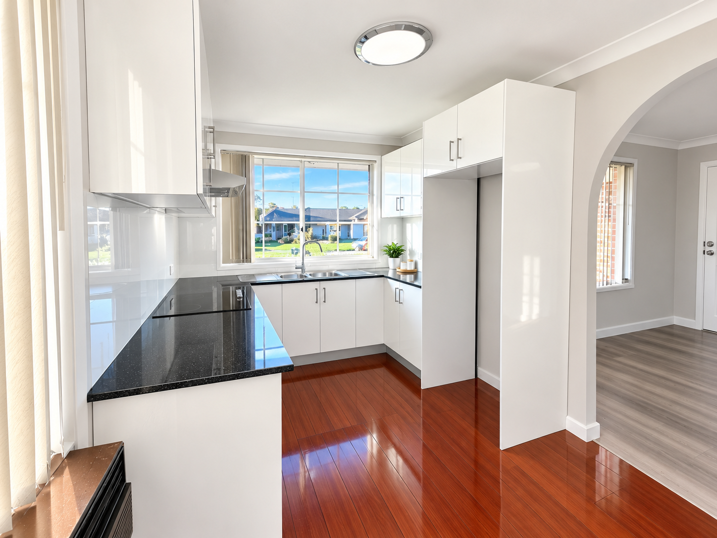 18 Lilley Street — photo 2 of 10