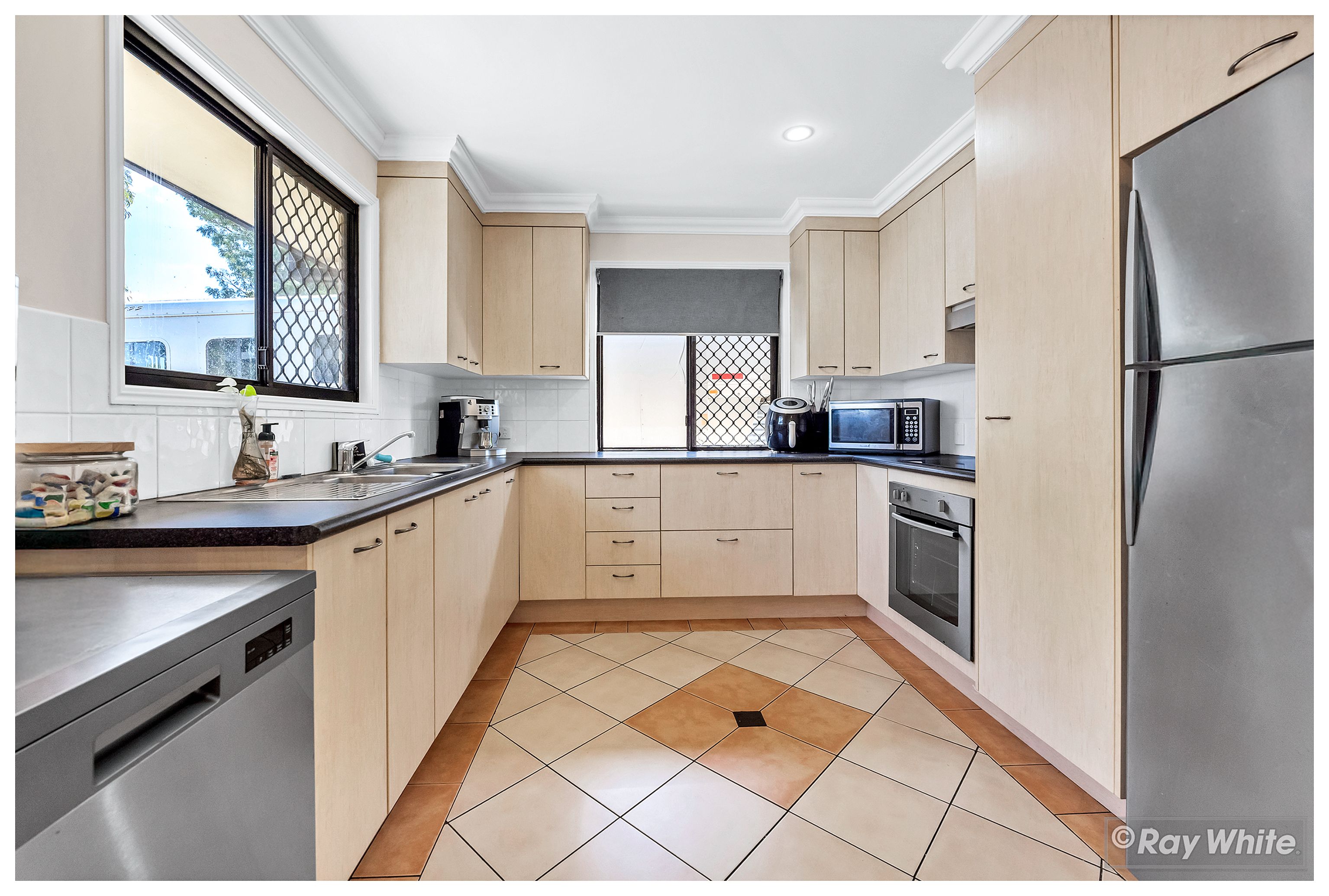 34 Fitzgerald Street — photo 3 of 19