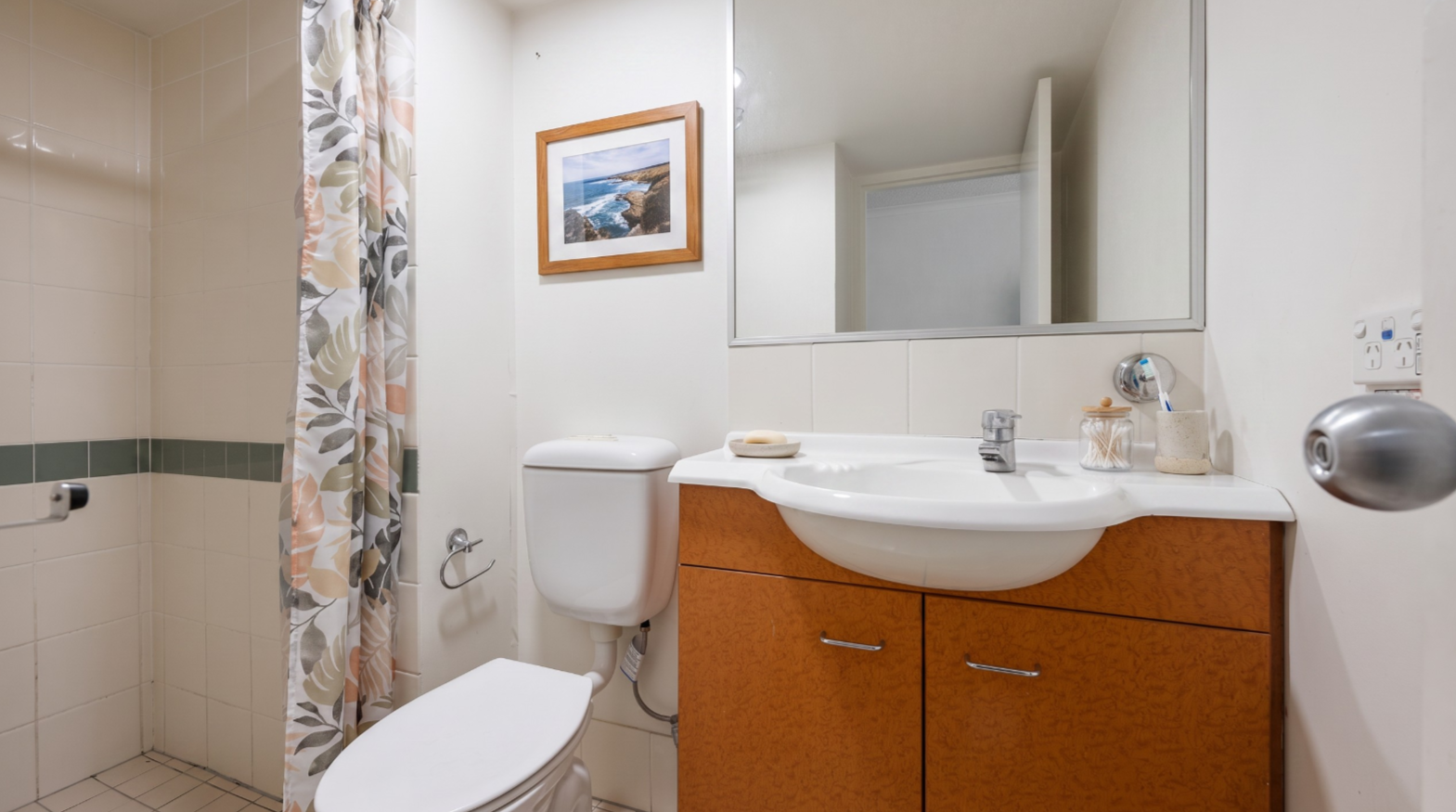 188 Shafston Avenue — photo 7 of 10