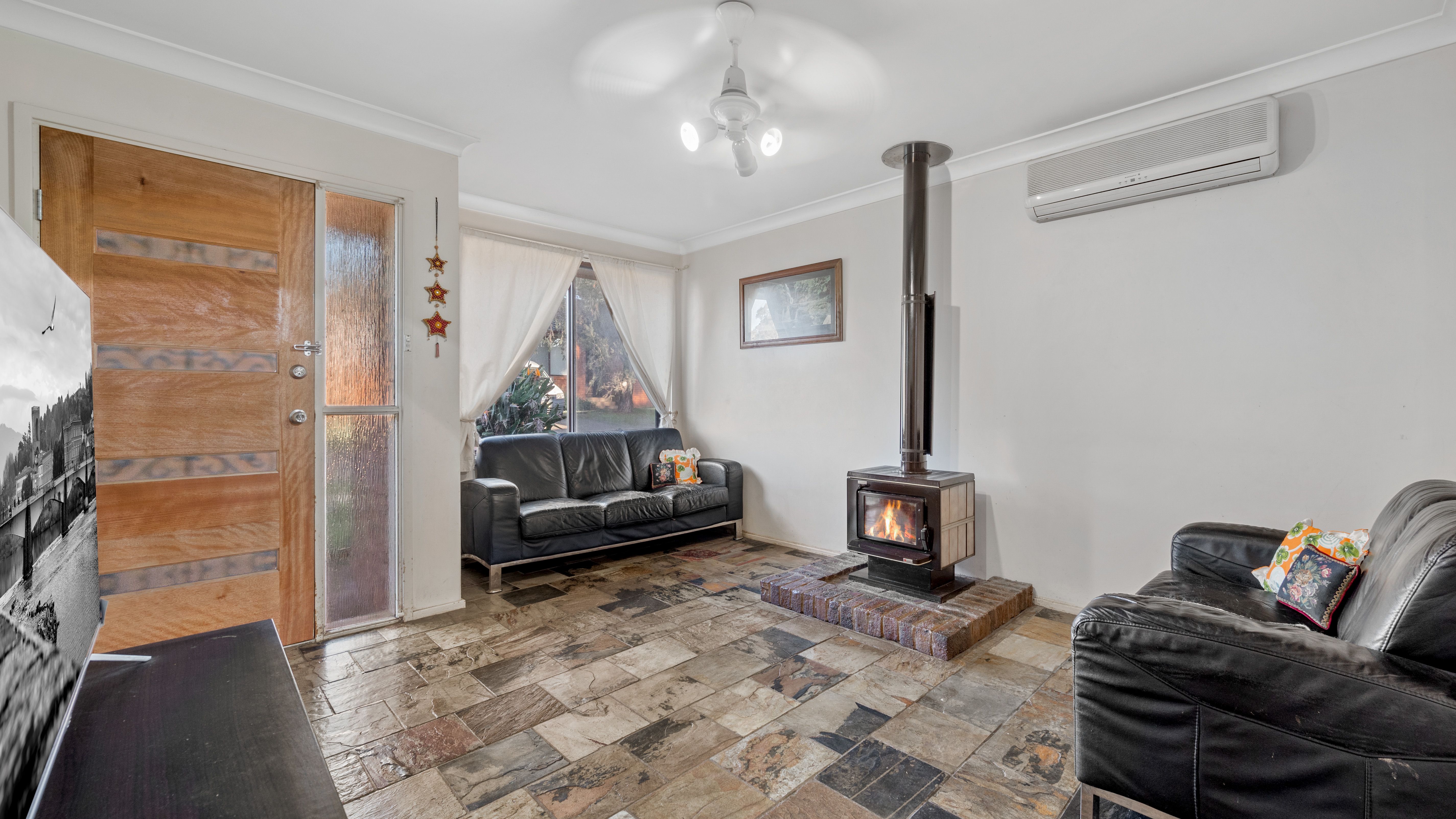 1/105 Chester Road, Ingleburn, NSW 2565
