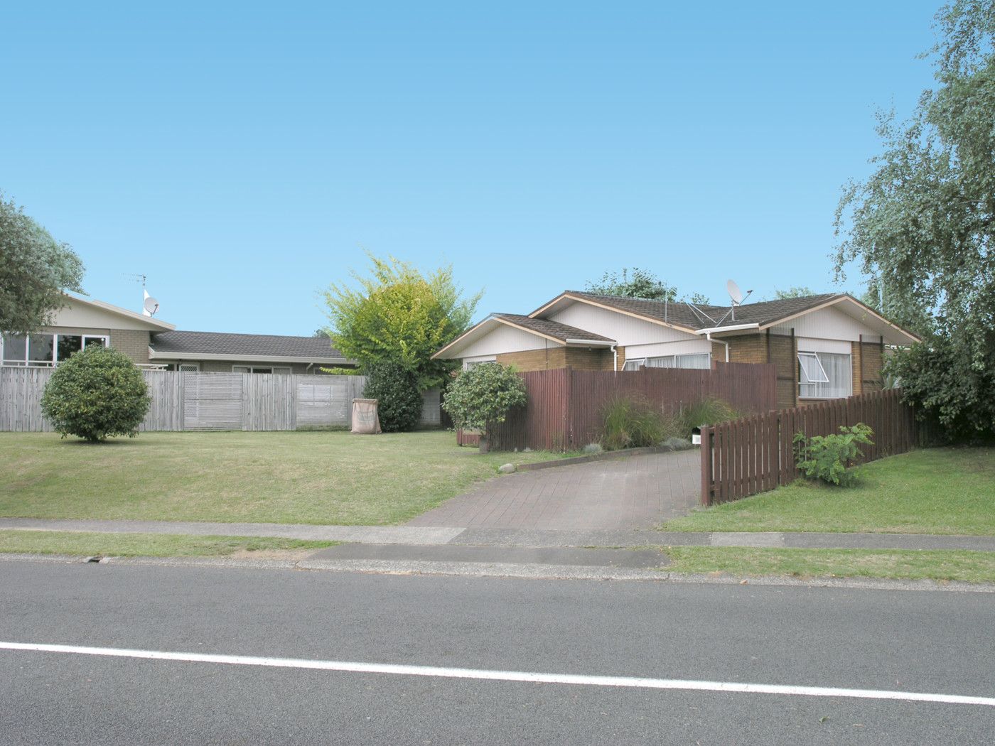 16 Chequers Avenue, Chartwell, Hamilton City