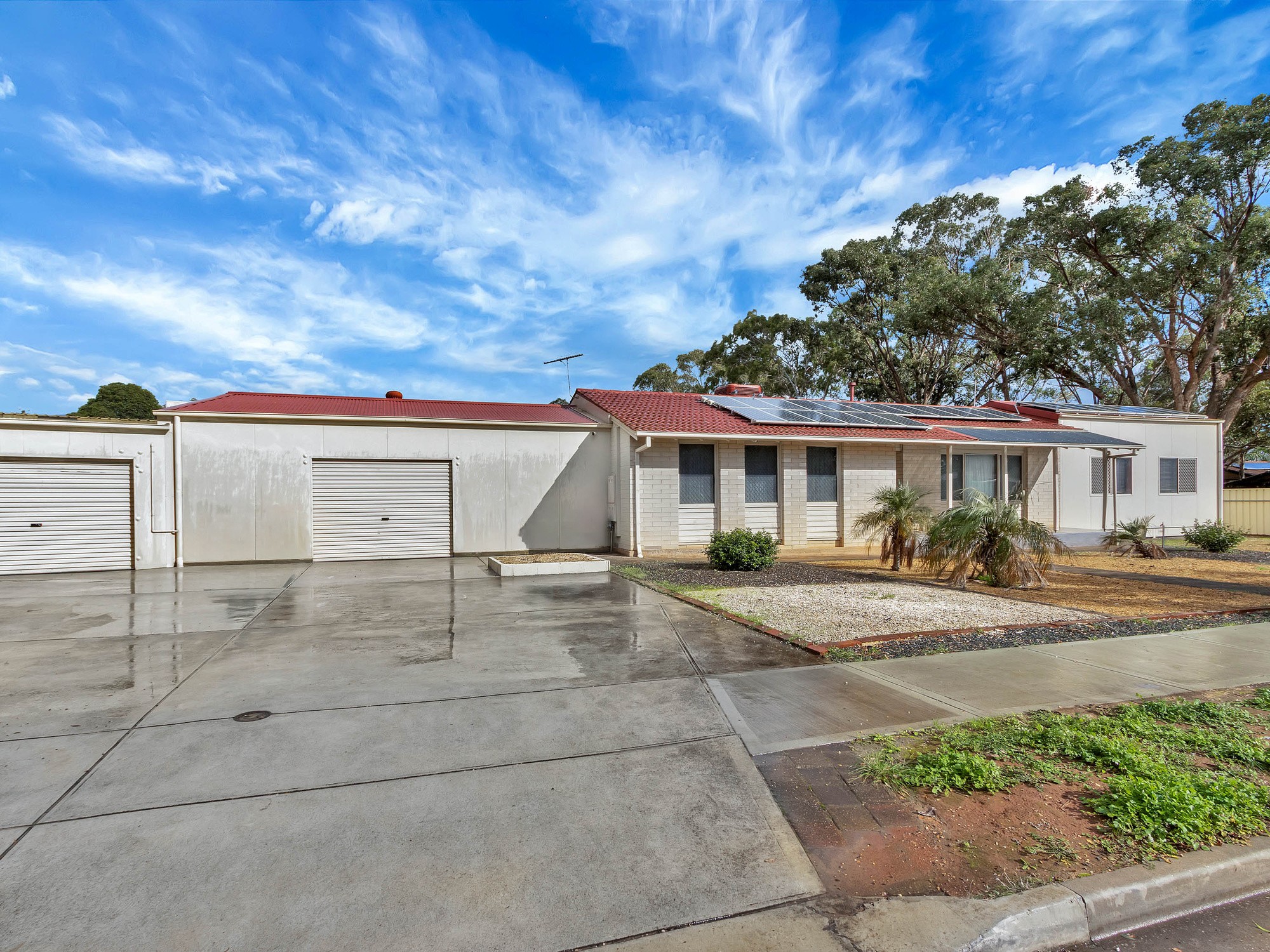 2 Karinga Crescent, Munno Para, SA 5115