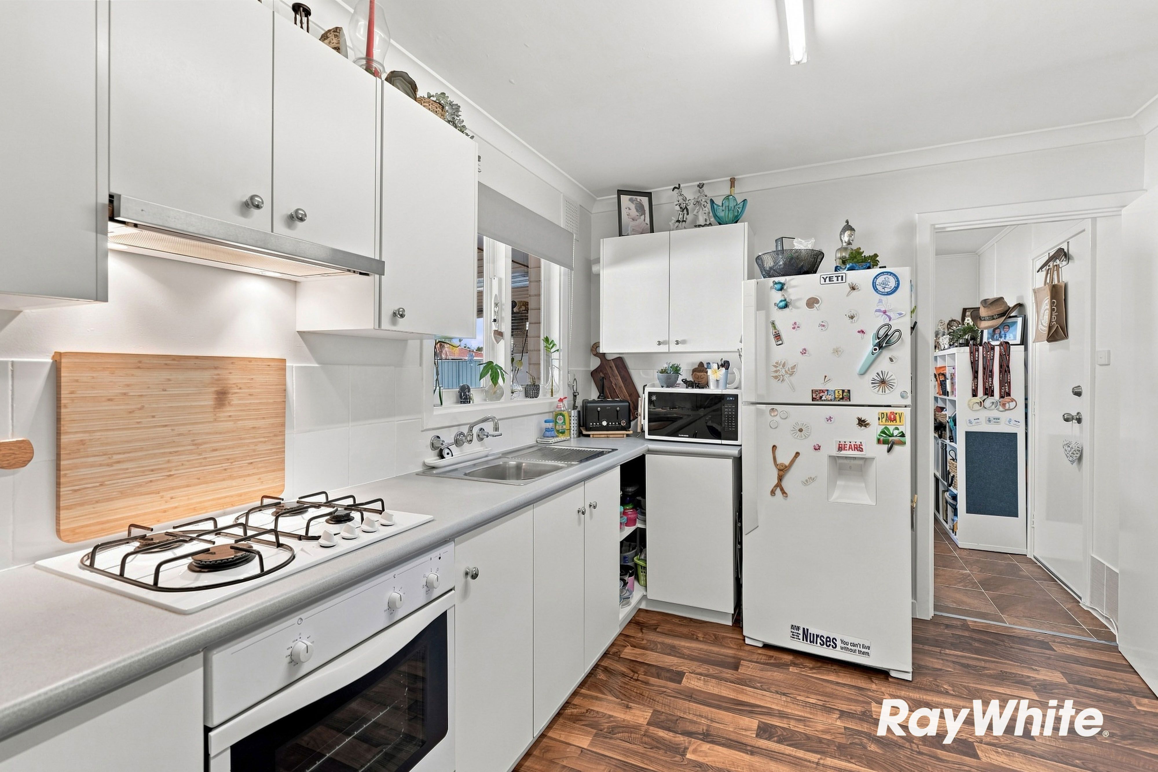 6/43 Golders Way — photo 11 of 25