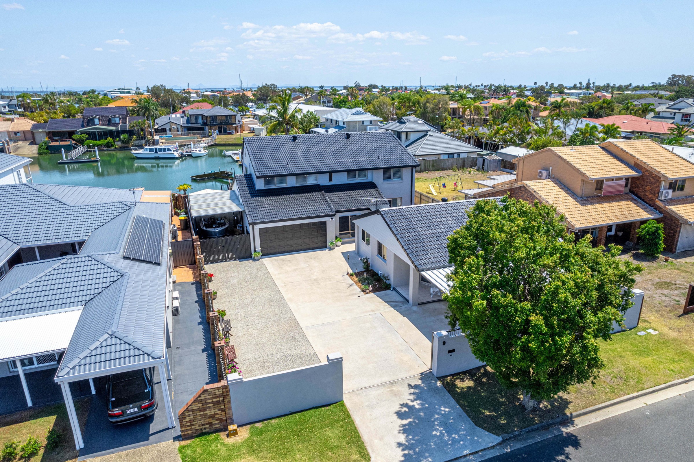 9 Resolute Court, Newport, QLD 4020