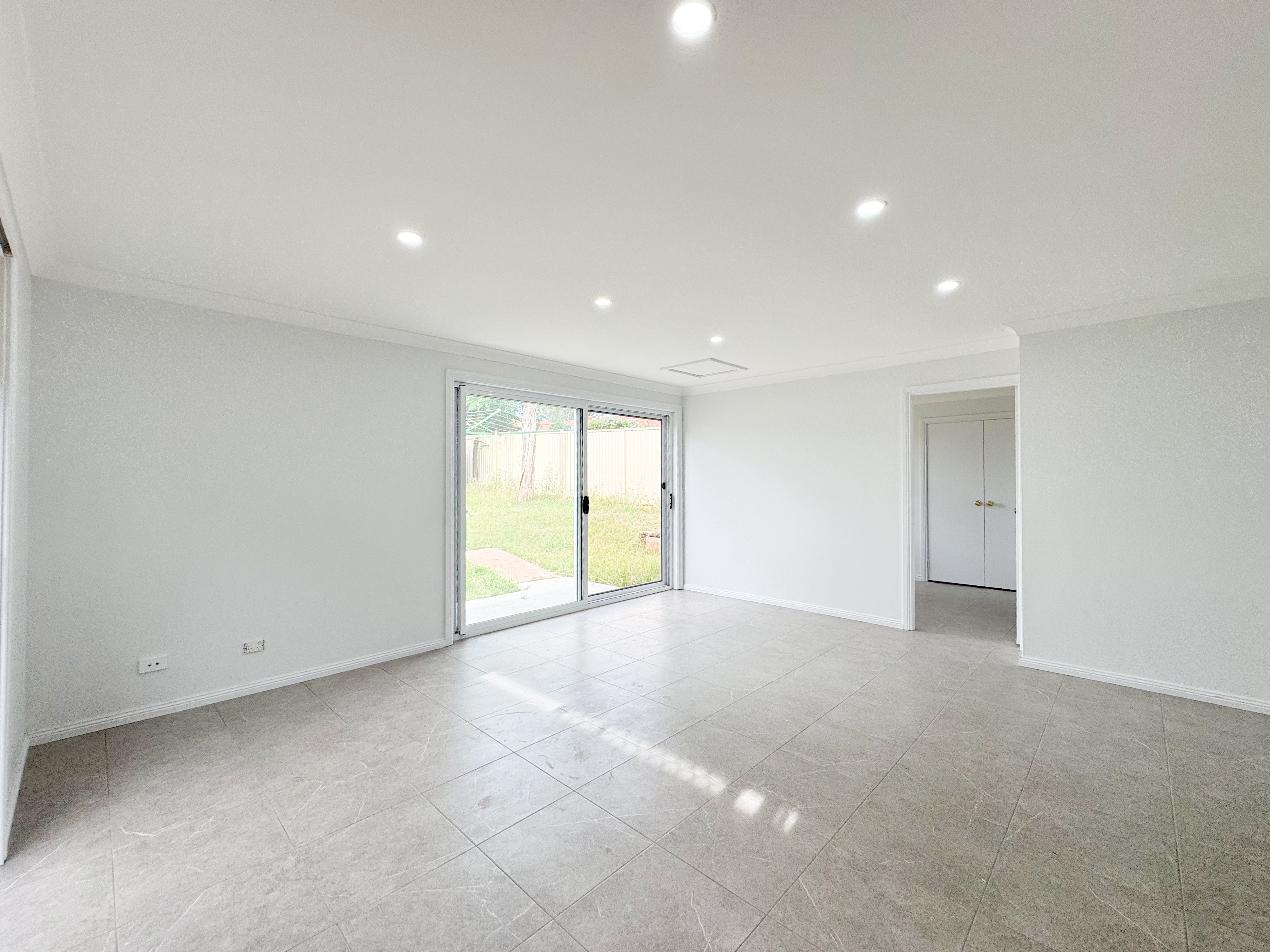 21 Womra Crescent, Glenmore Park, NSW 2745