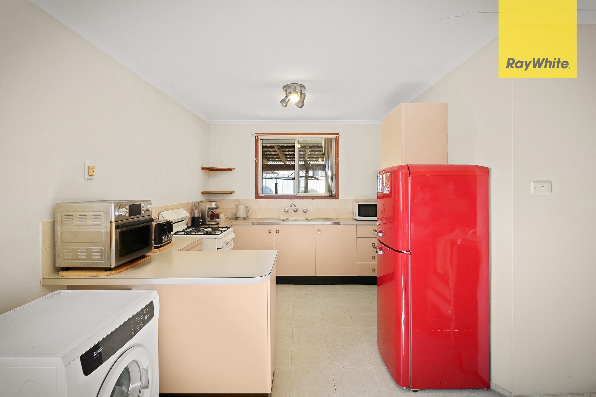 10 Kestrel Crescent, Erskine Park, NSW 2759