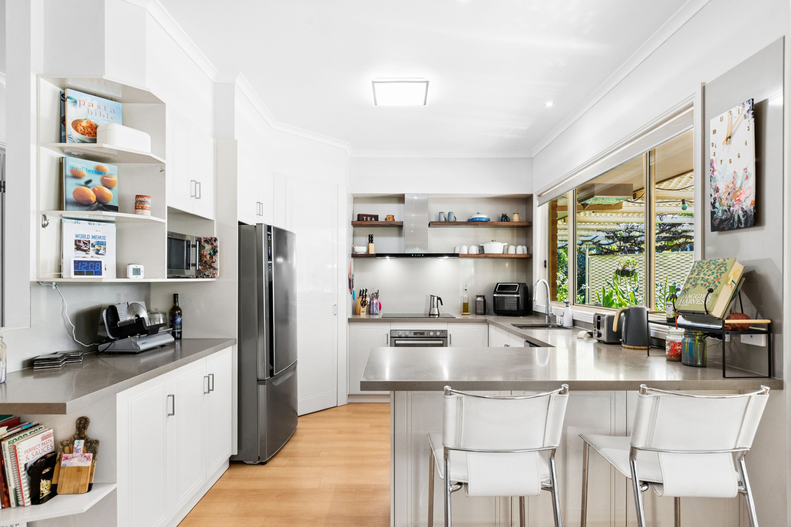 3 St Andrews Drive — photo 4 of 29