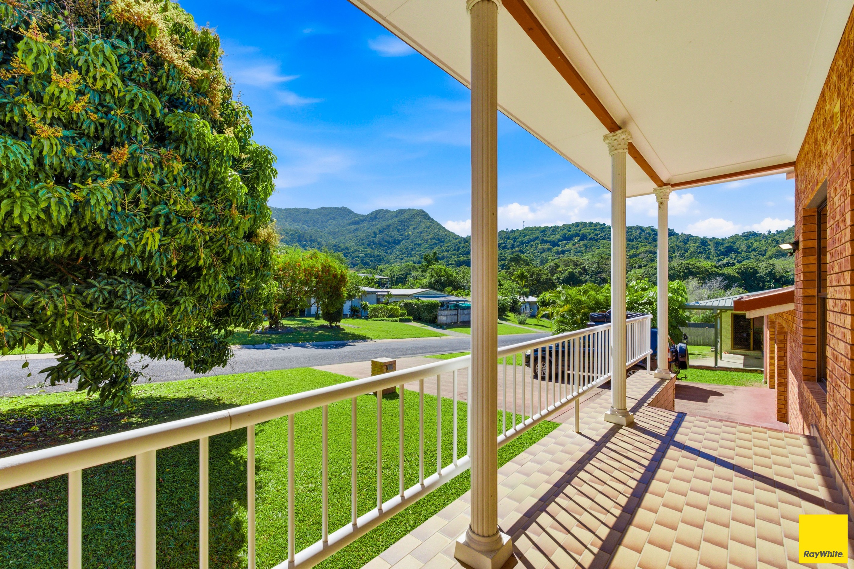 6 Grampian Close, Smithfield, QLD 4878