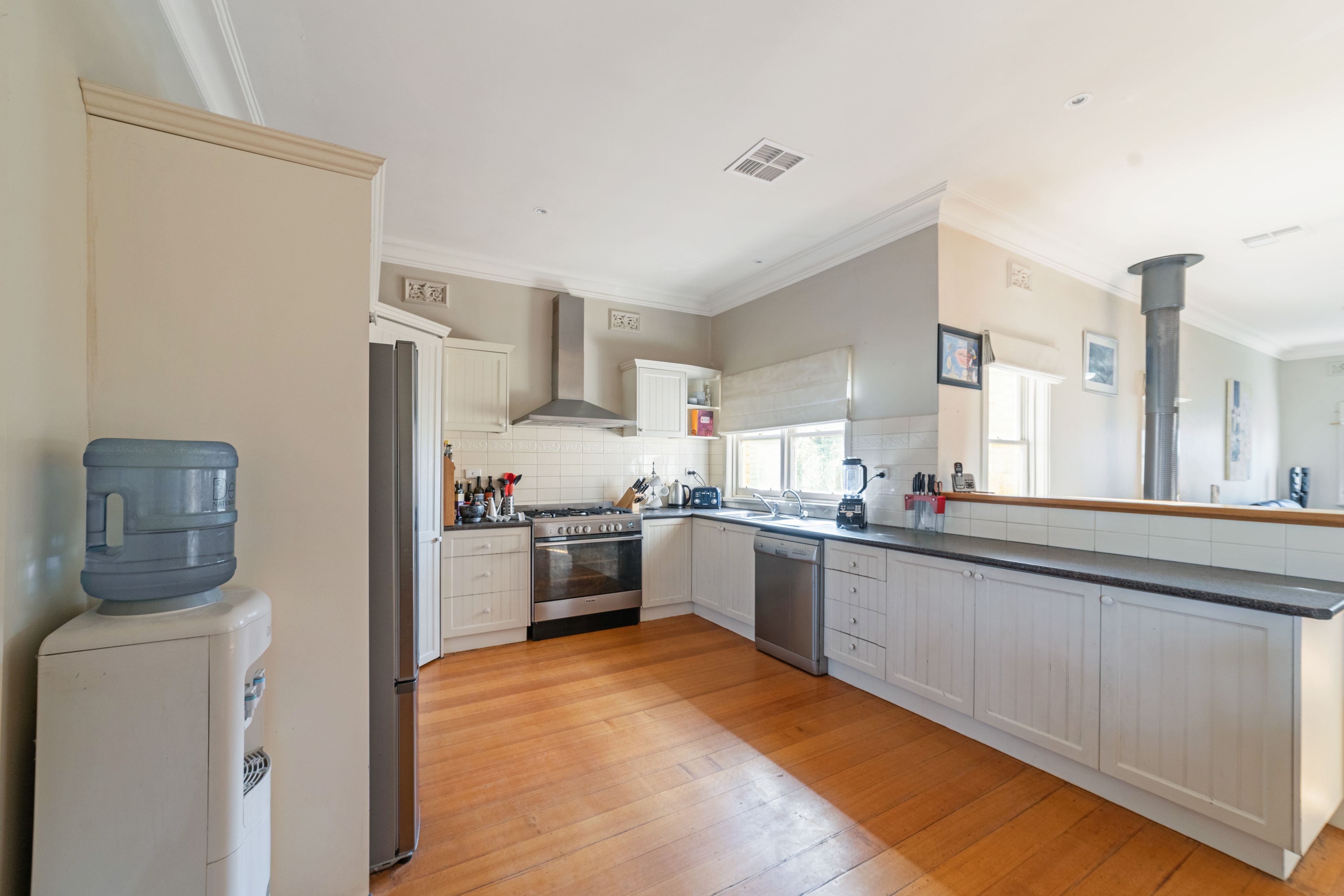 38 Tarnagulla Road, Inglewood, VIC 3517 - Sold House - Ray 