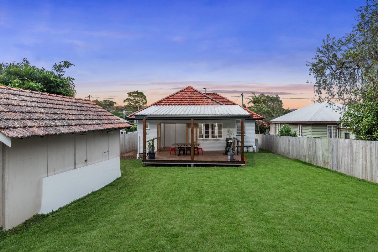 11 Connolly Street, Kedron, QLD 4031