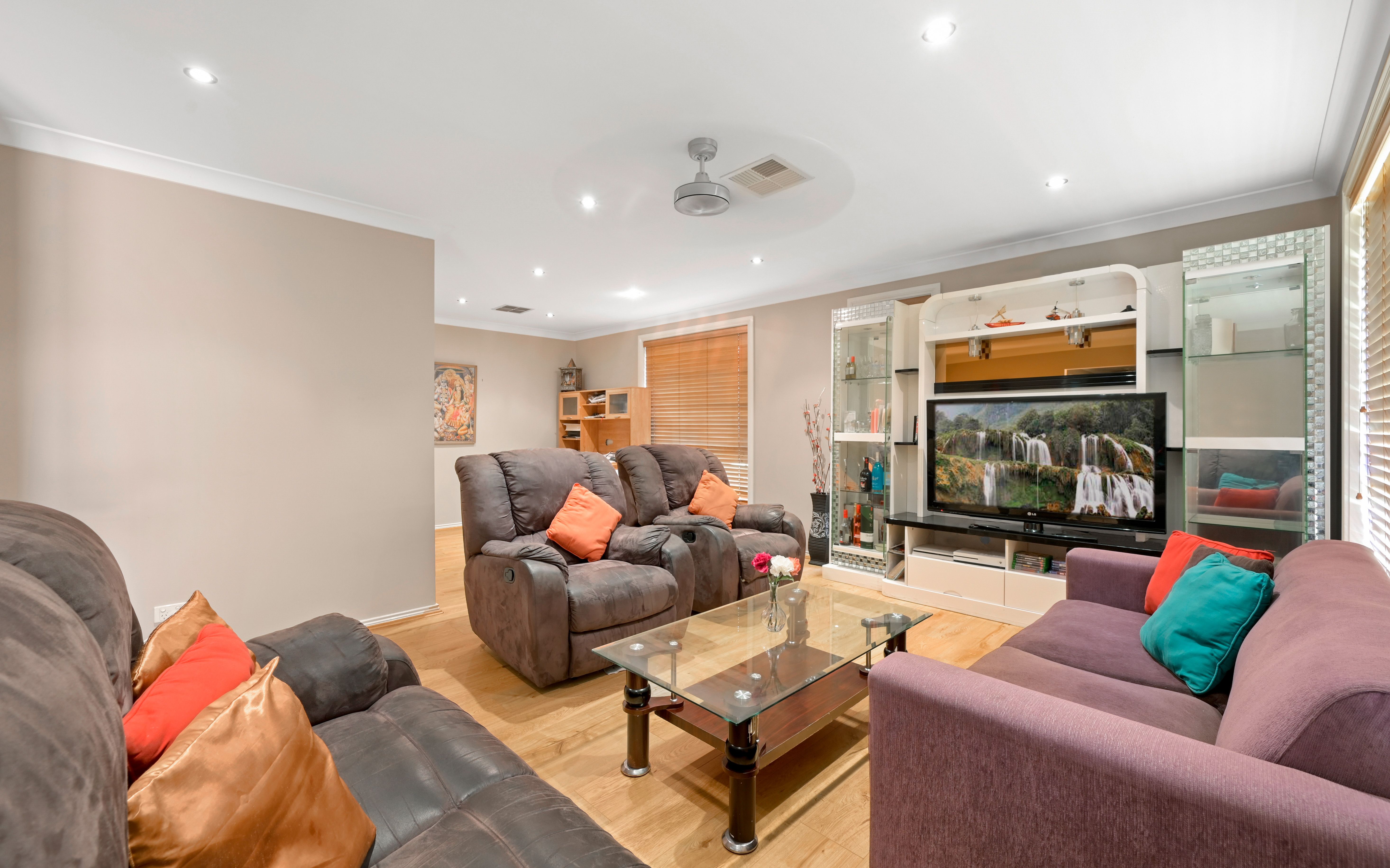 8 Stein Place, Glenmore Park, NSW 2745