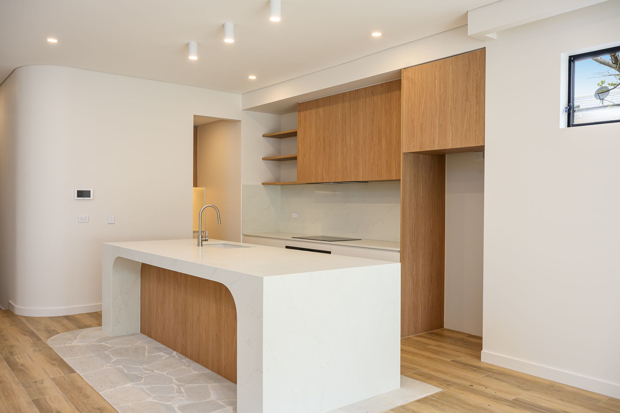 73b Woodfield Boulevard — photo 7 of 11