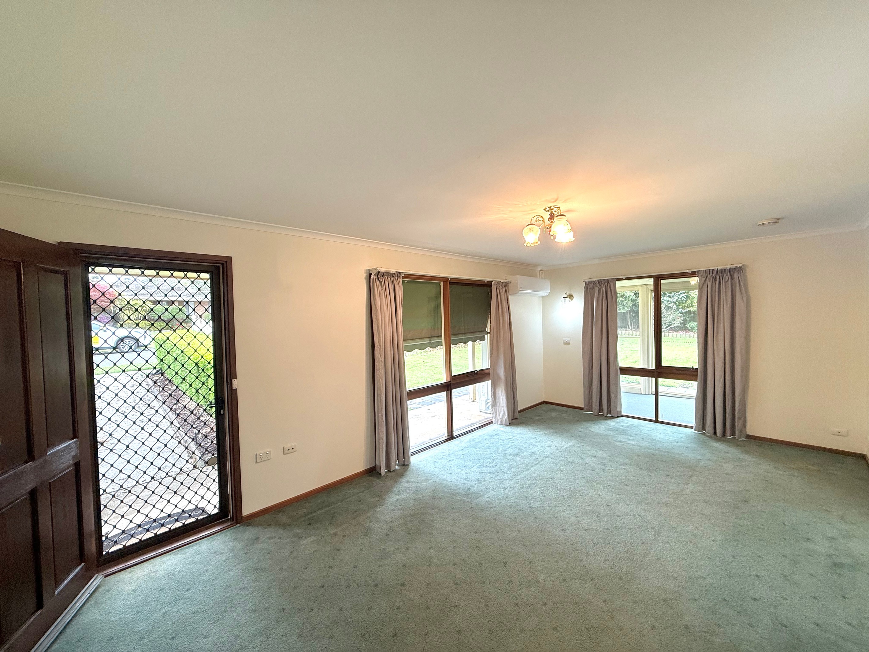 1 Floris Avenue, Drouin, VIC 3818