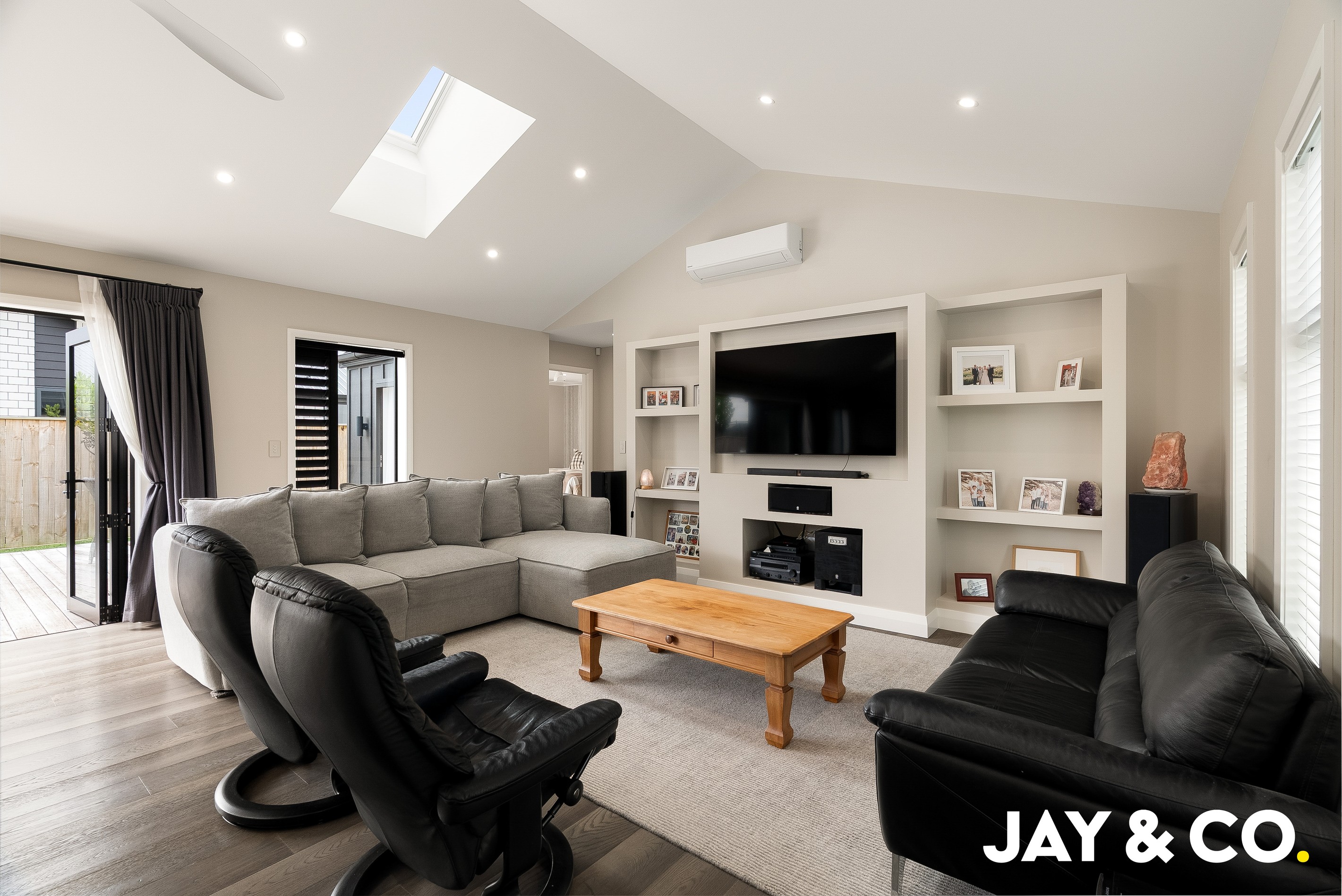 2 Munro Oak Lane, Clevedon, Manukau City