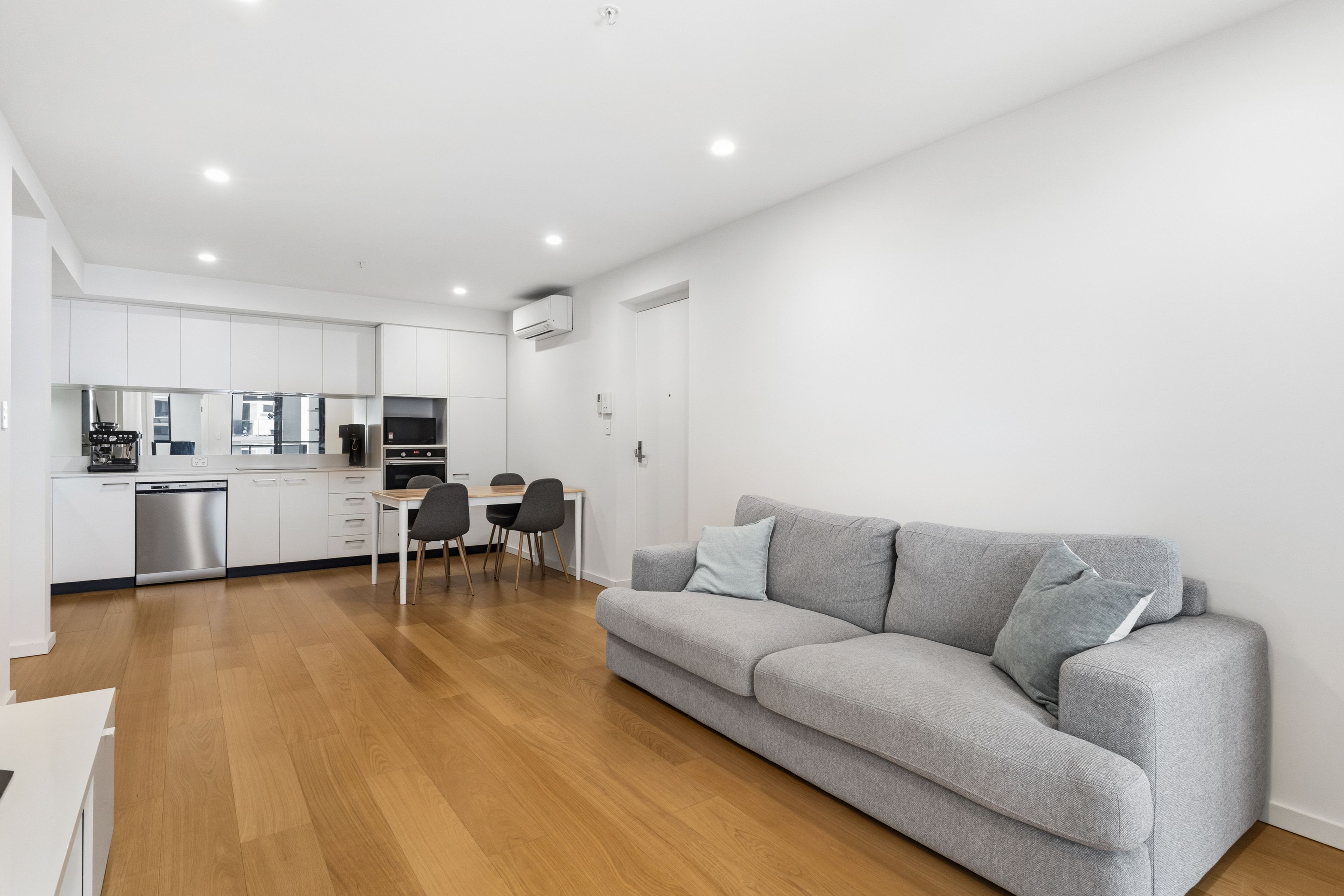 505/143 Halifax Street — photo 6 of 14