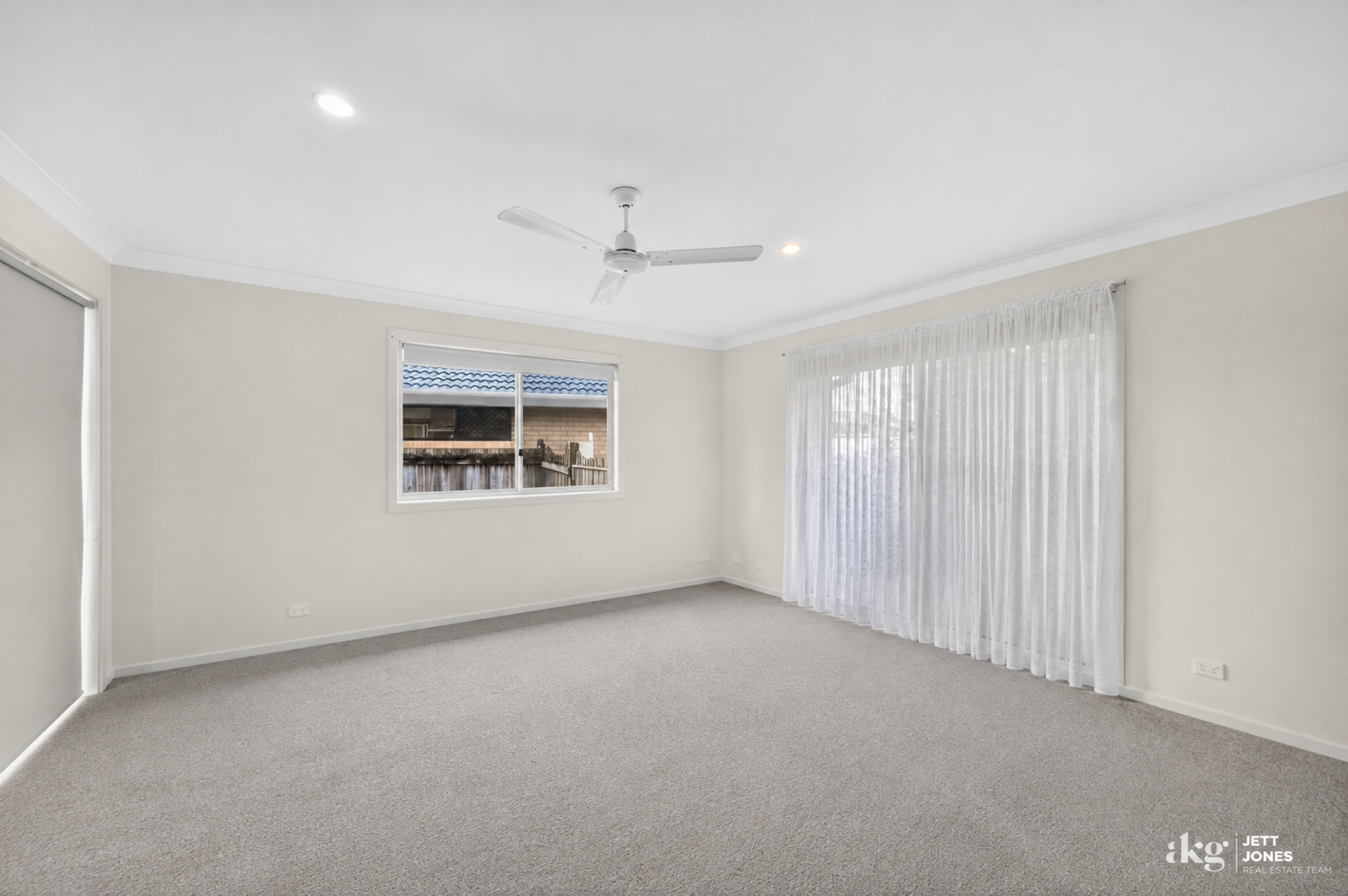 18 Lake Wivenhoe Court — photo 11 of 21