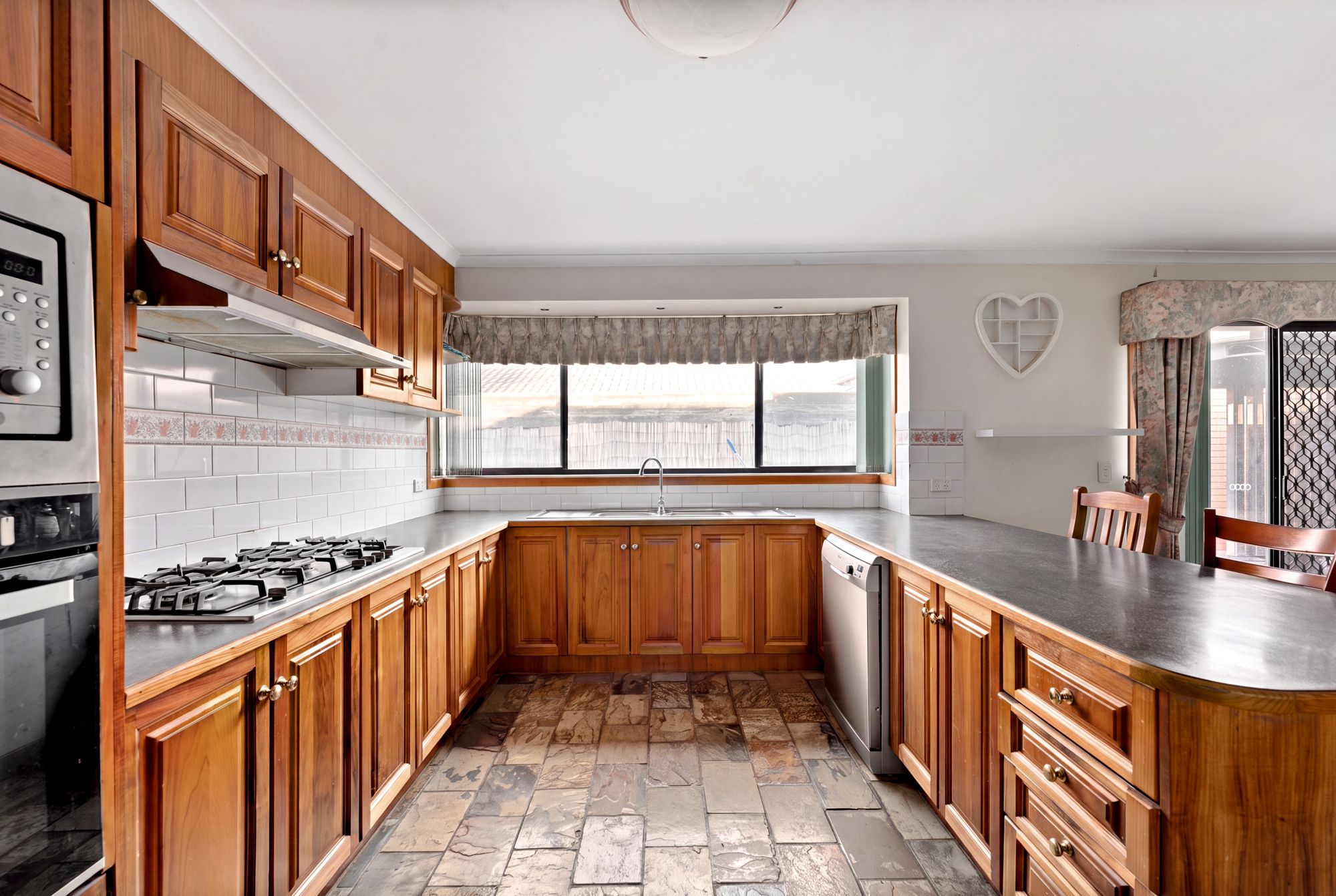 79 Nelson Avenue — photo 6 of 19