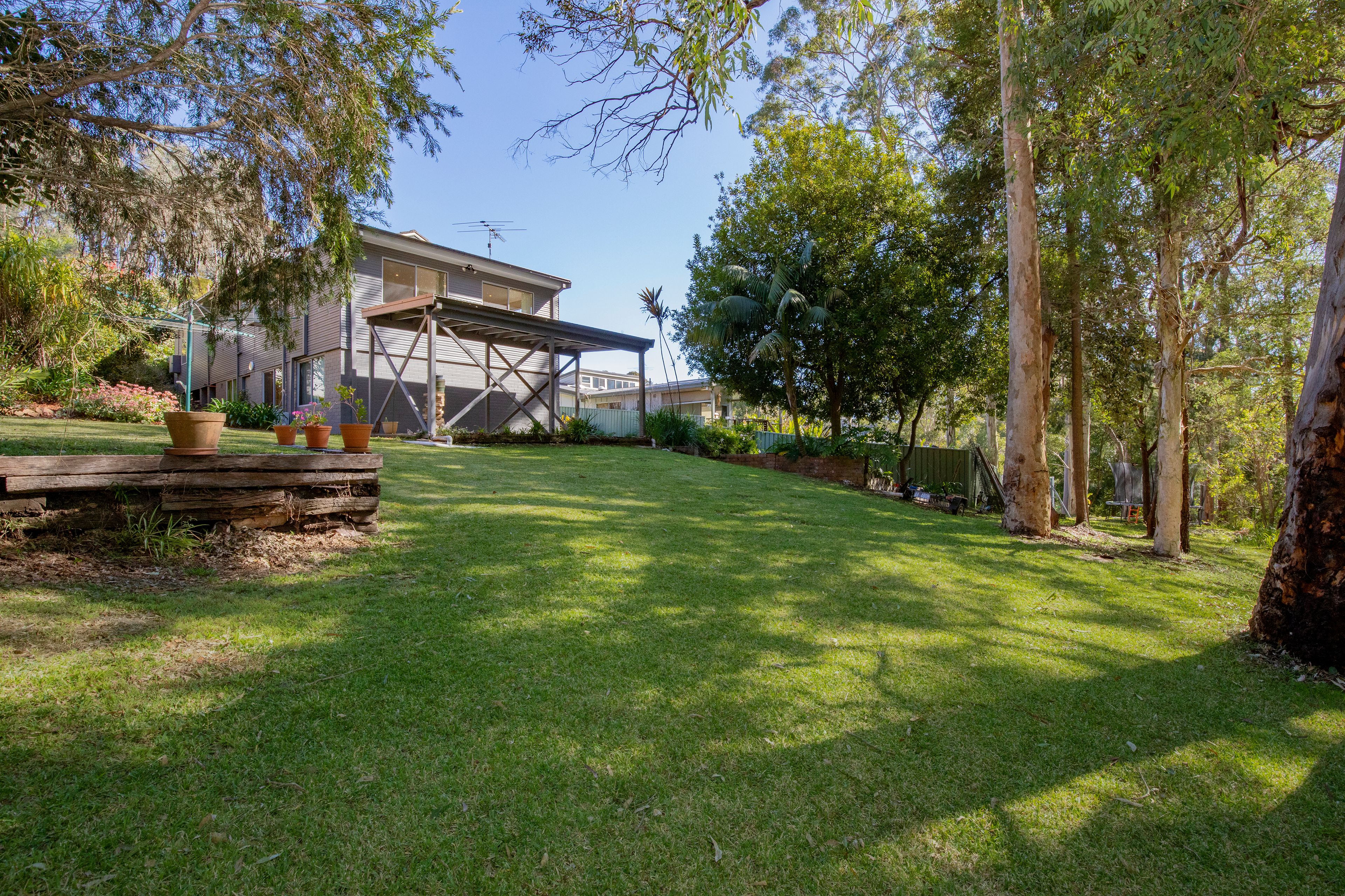 5 Lloyd Court — photo 11 of 24