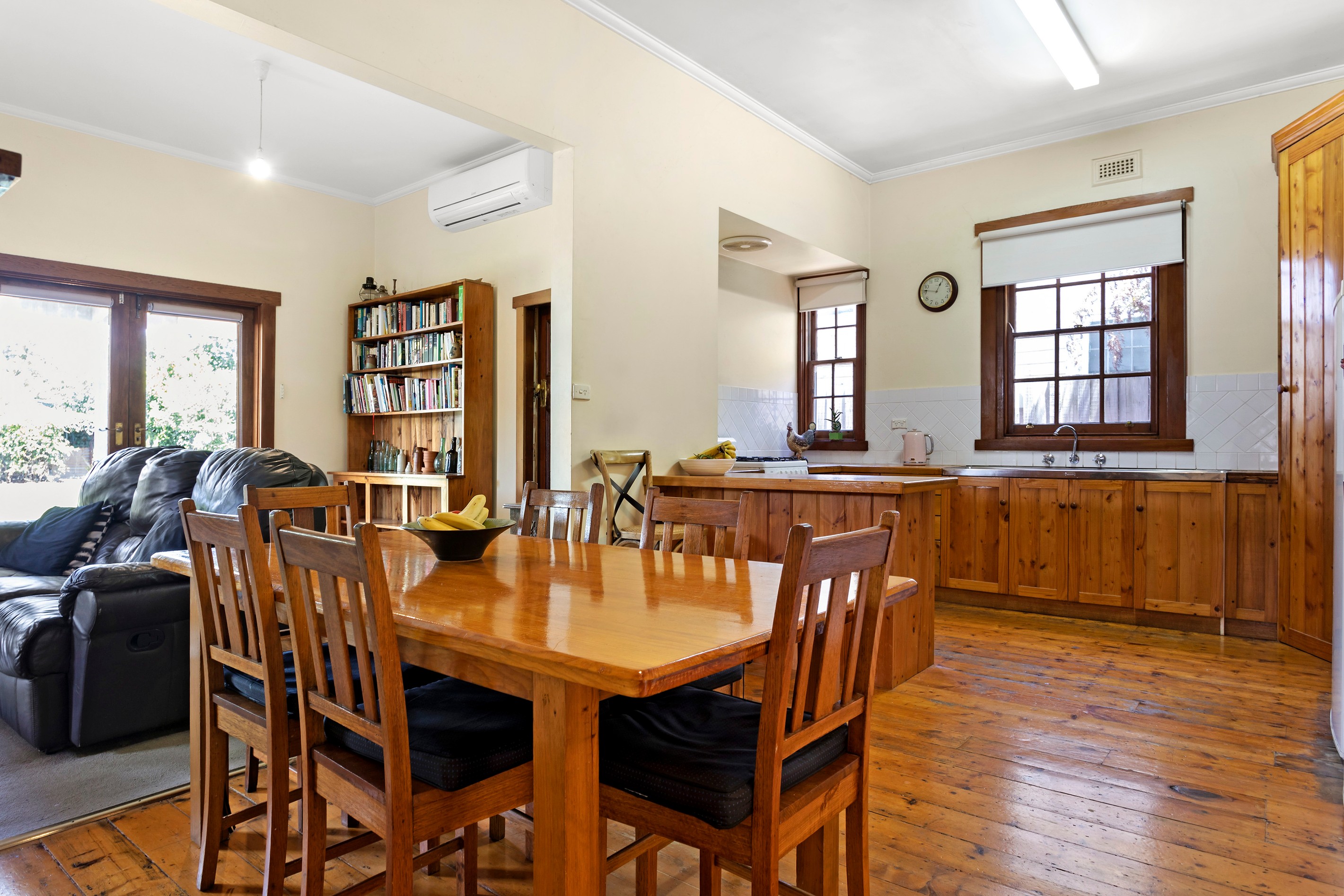 4 Murrumbeena Crescent, Murrumbeena, VIC 3163