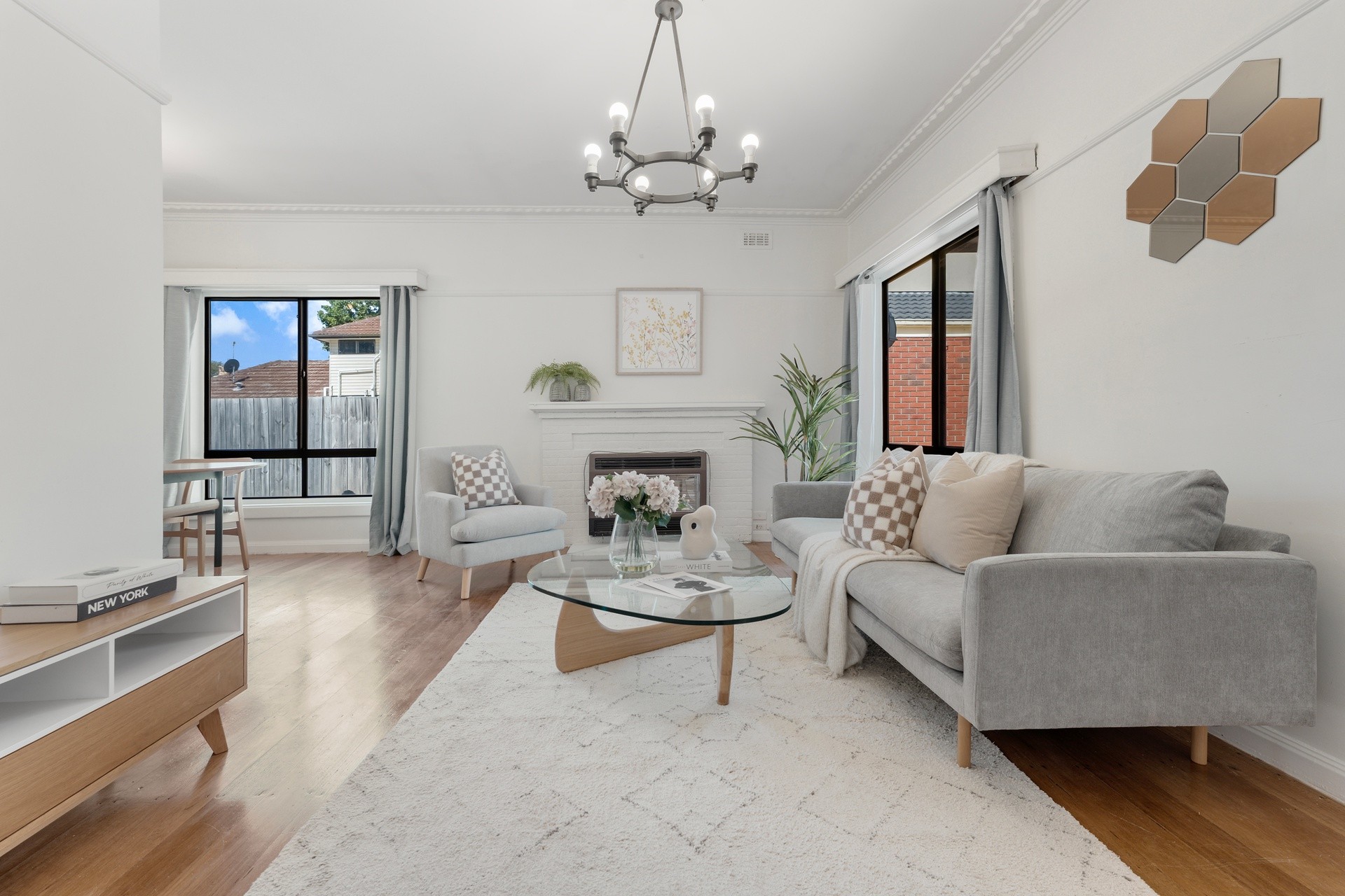 1 Kingswood Road, Cheltenham, VIC 3192