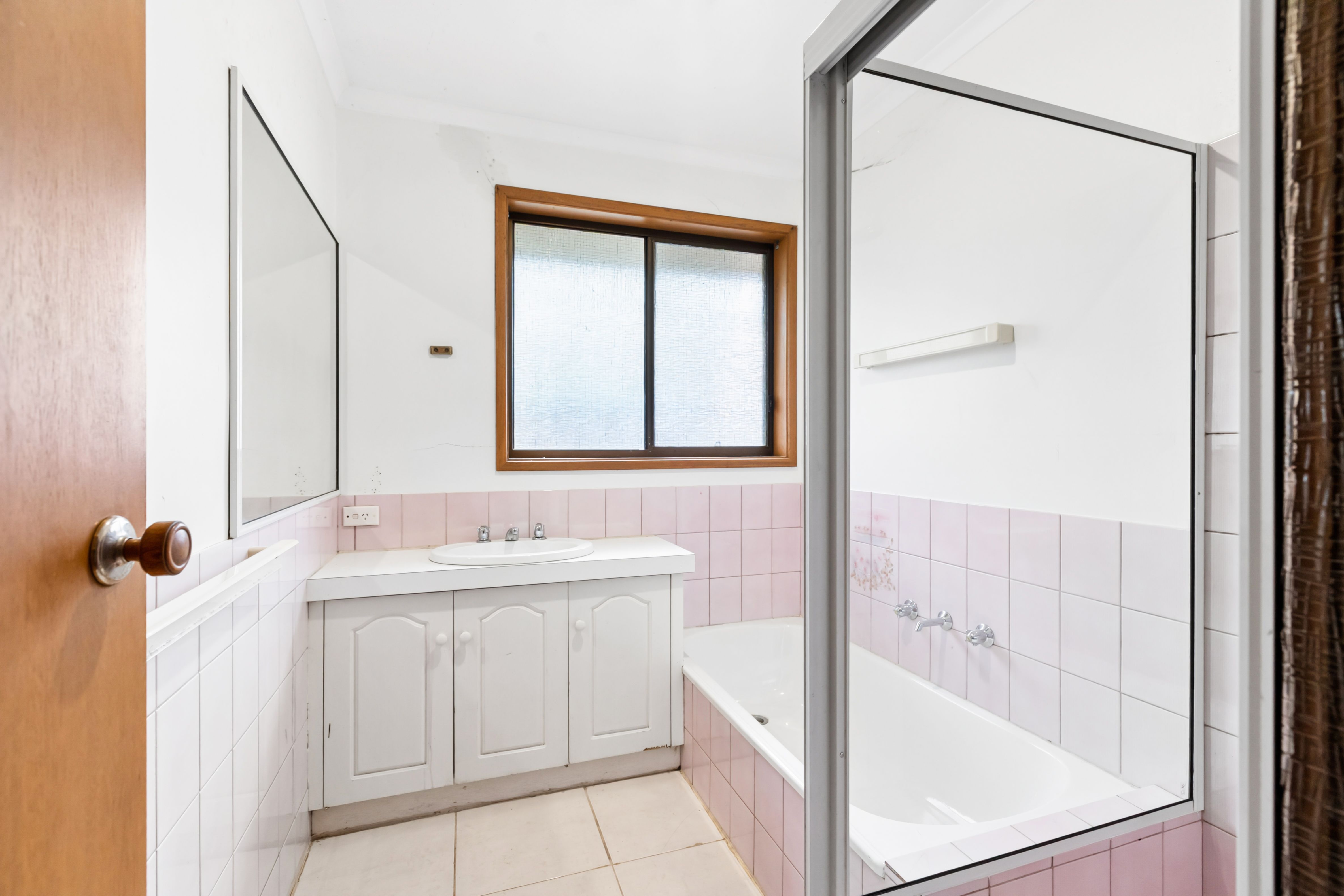 6 Zhoe Court — photo 12 of 16
