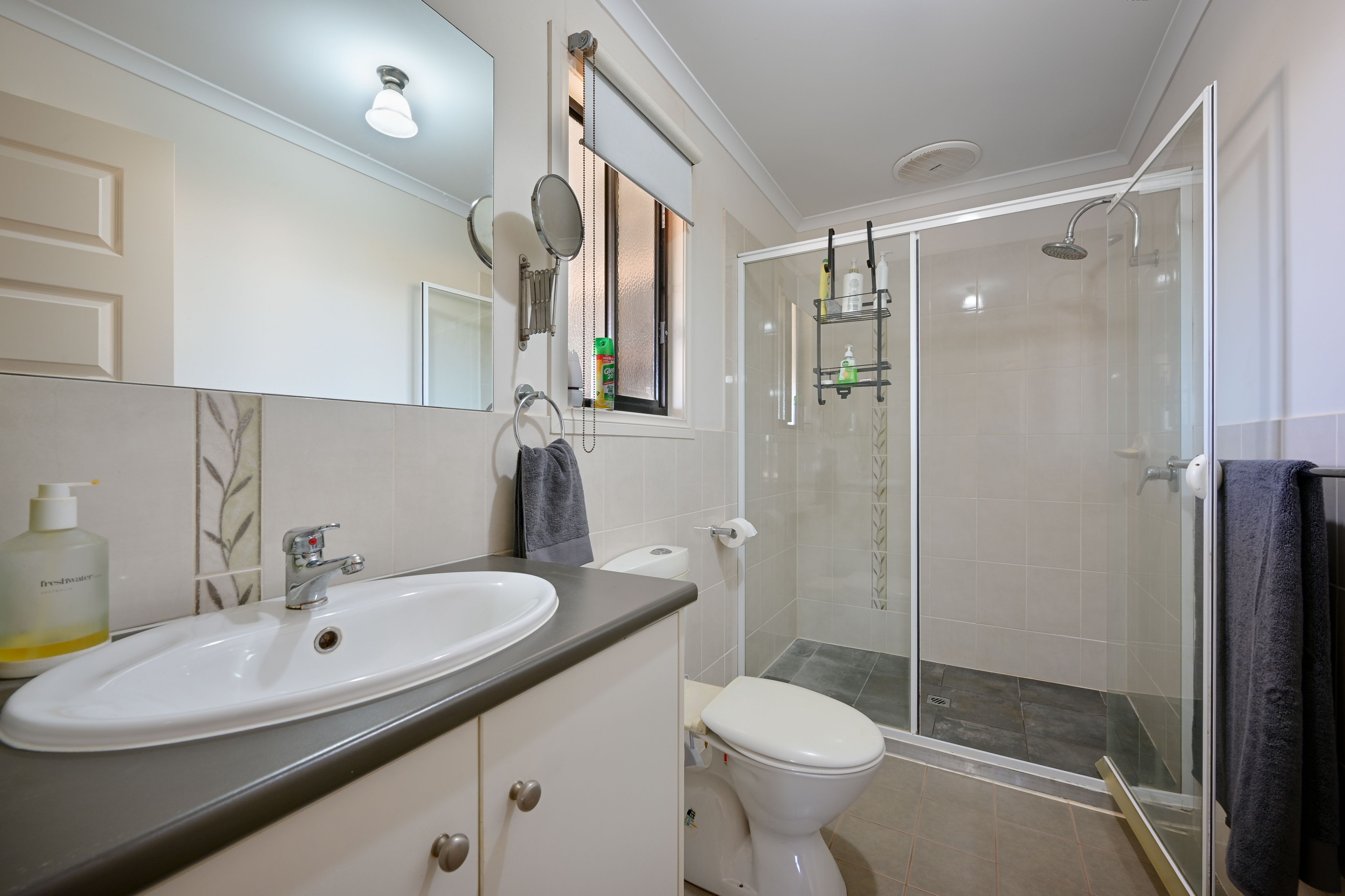 28 Drysdale Street — photo 10 of 21