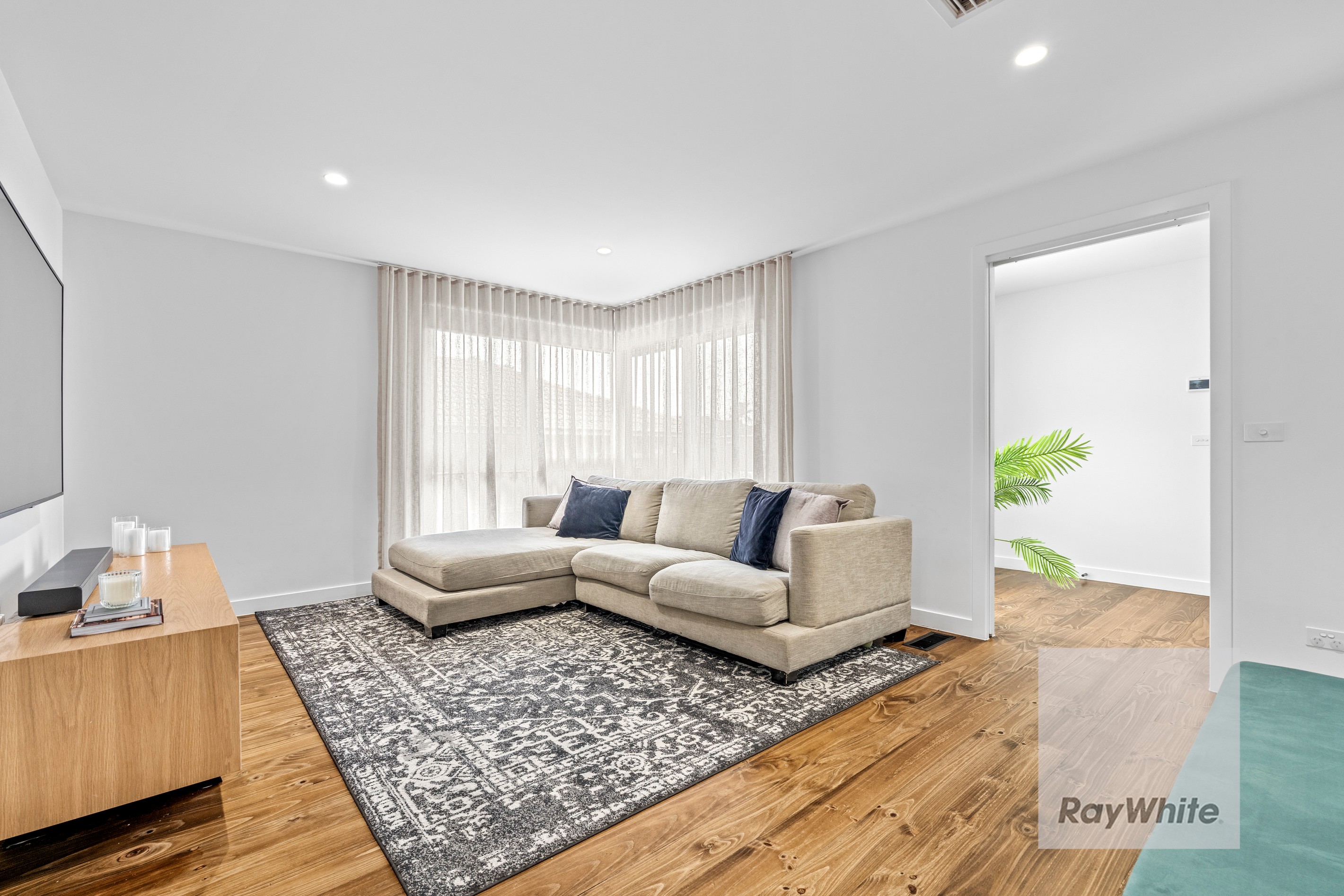 160 Greenhills Road, Bundoora, VIC 3083