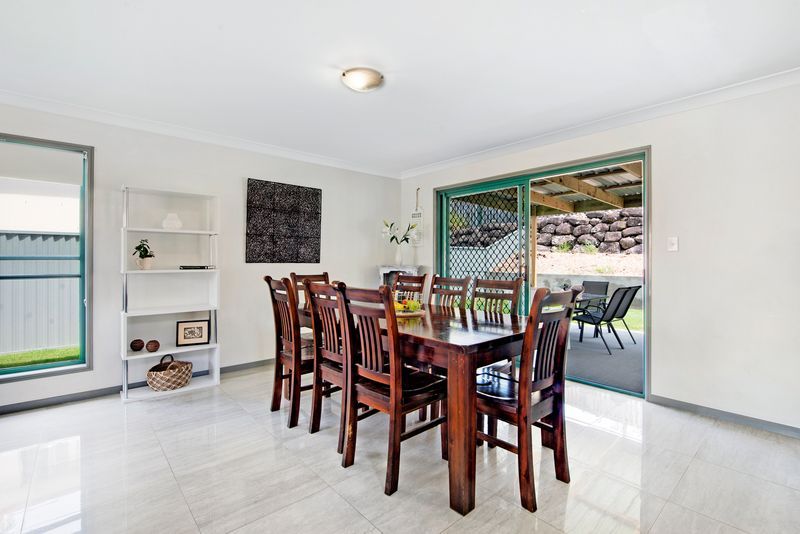 40 CLEAR RIVER Boulevard, Ashmore, QLD 4214