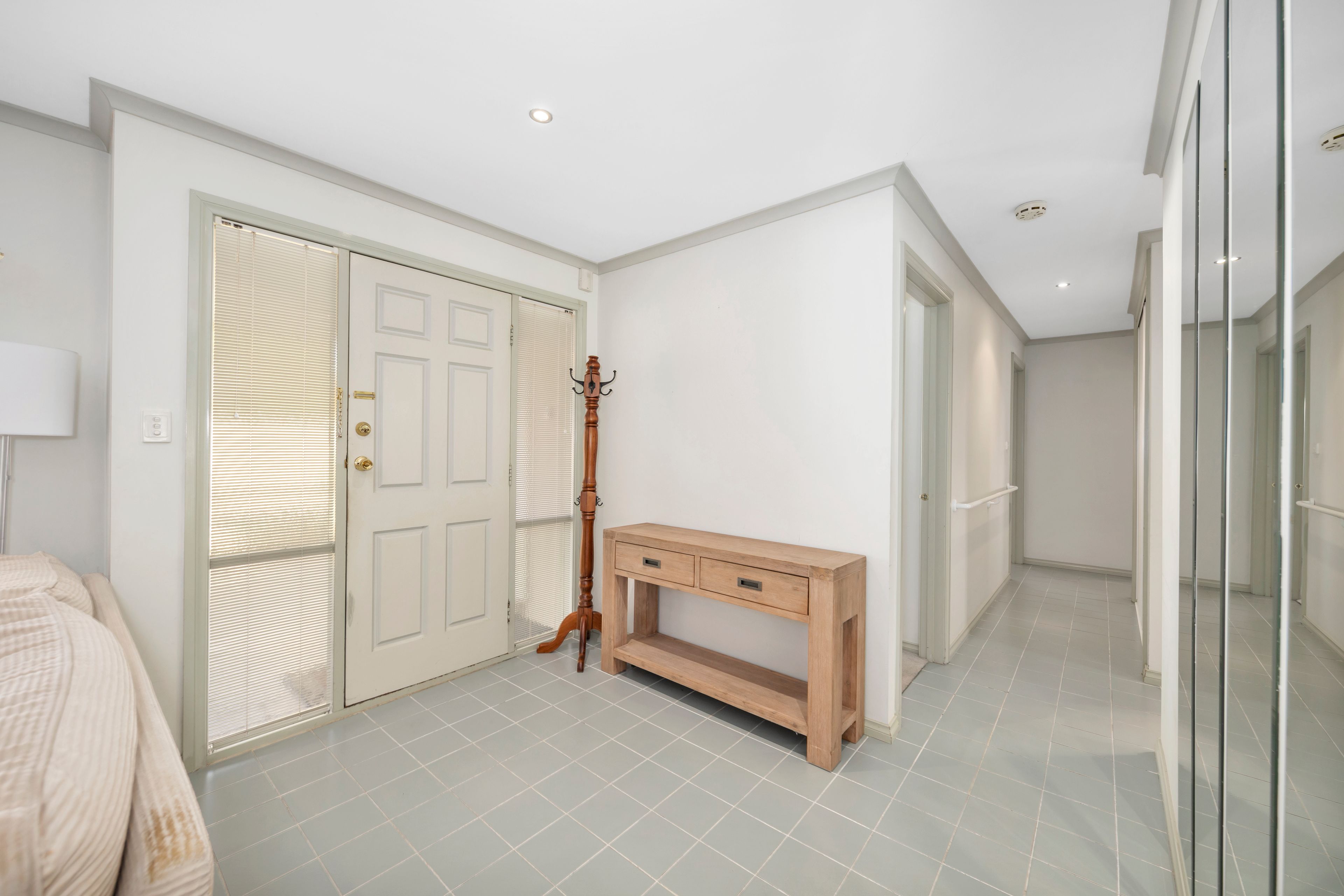 2/37 Thornhill Drive, Keilor Downs, VIC 3038