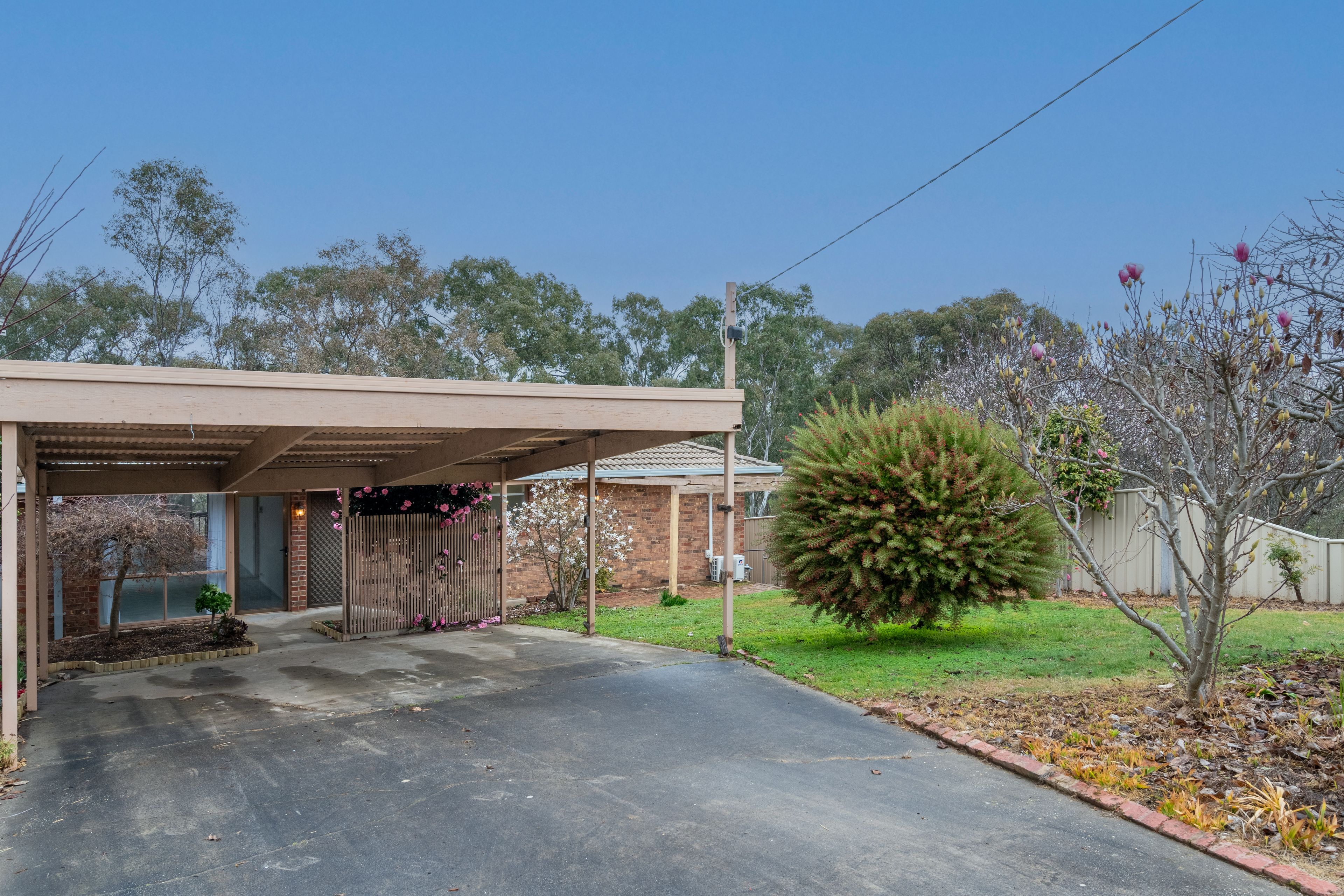 44 Hanley Crescent, Seymour VIC 3660