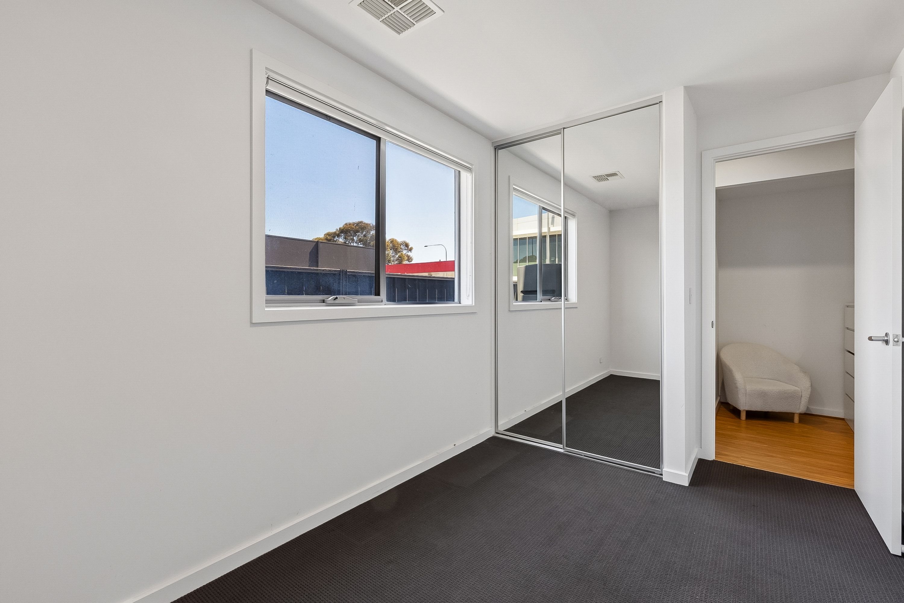 1/51 Grundy Road — photo 10 of 12