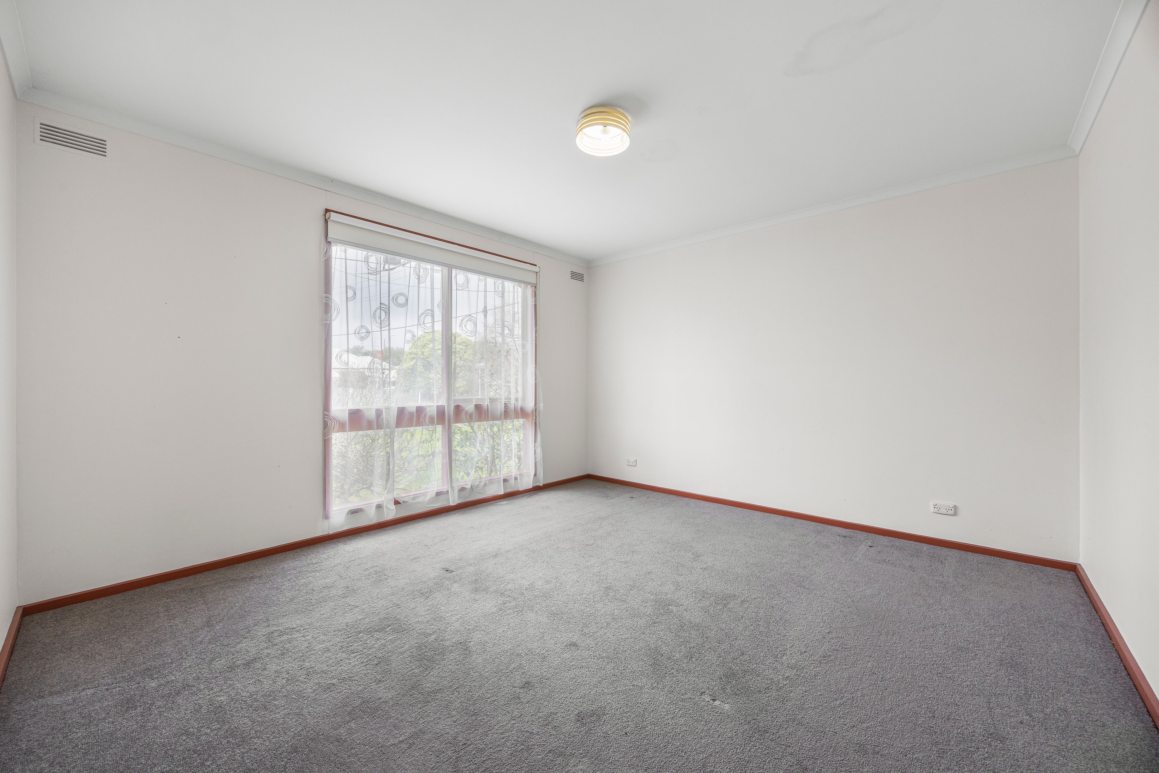 2 Newman Street — photo 7 of 10