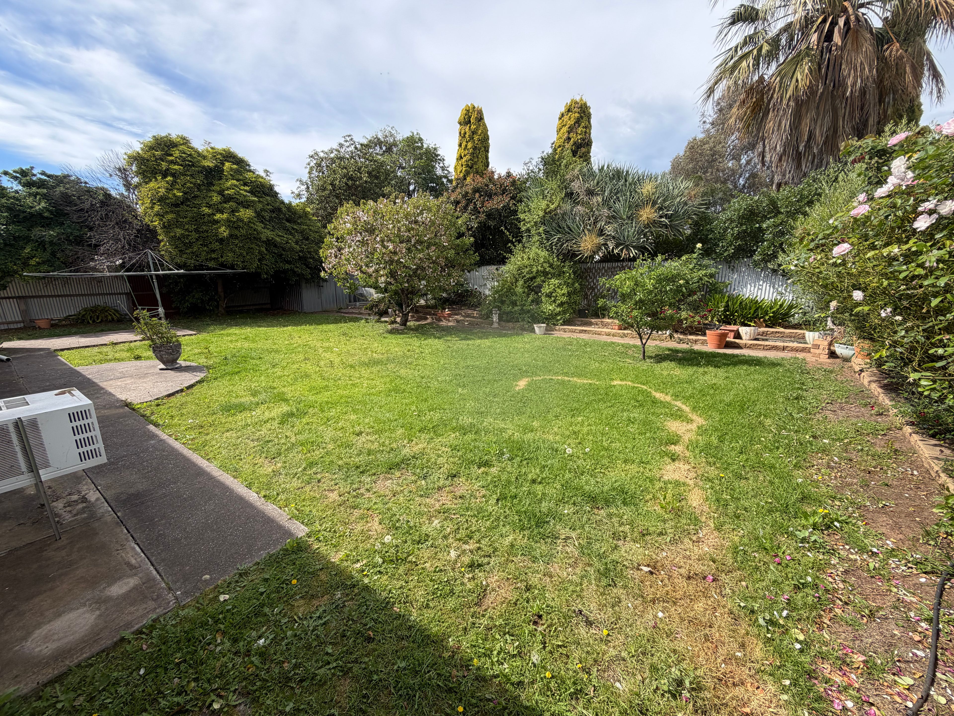 24 Riversdale Drive — photo 9 of 9