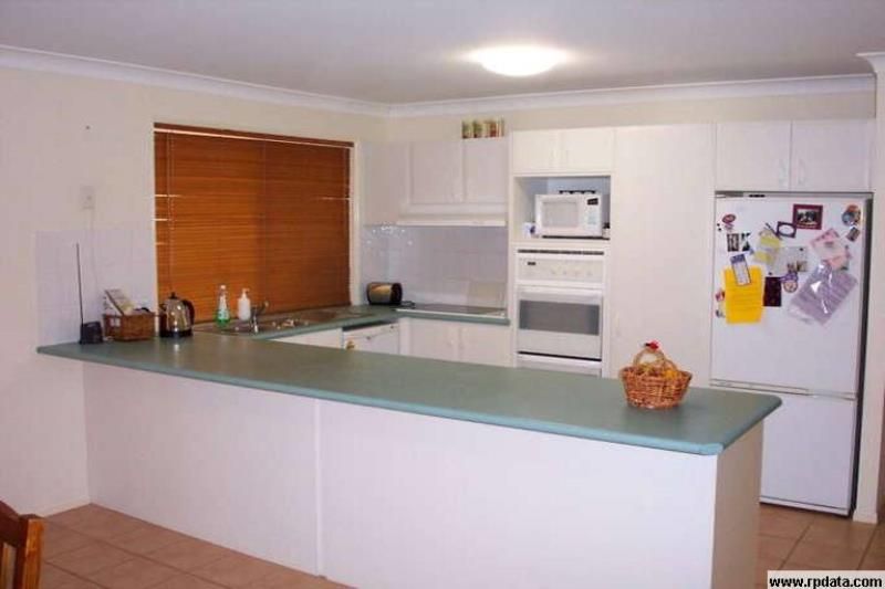 3 Sunblest Court, Eatons Hill, QLD 4037