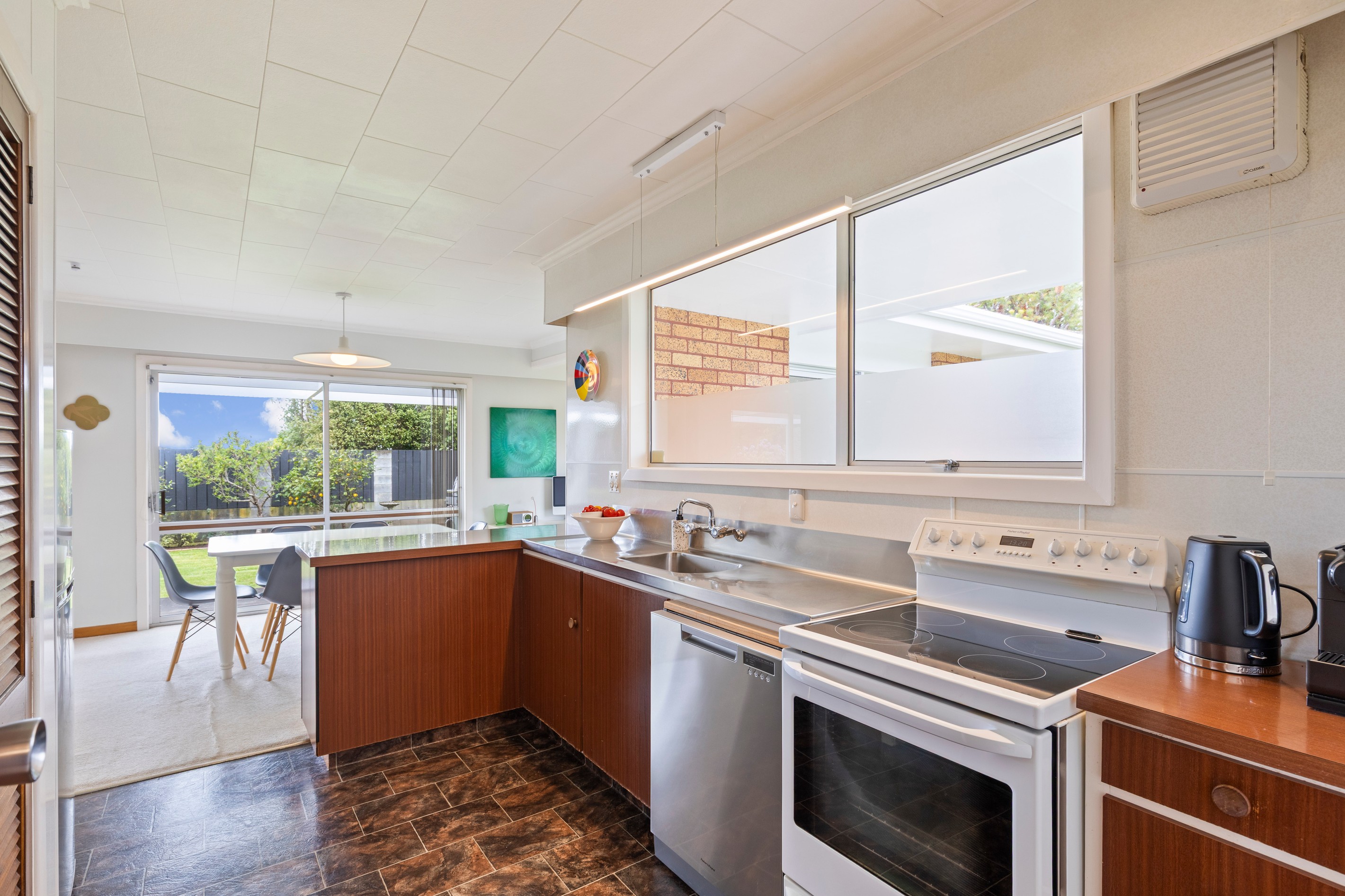 20 Wesley Avenue, Frankleigh Park, New Plymouth District