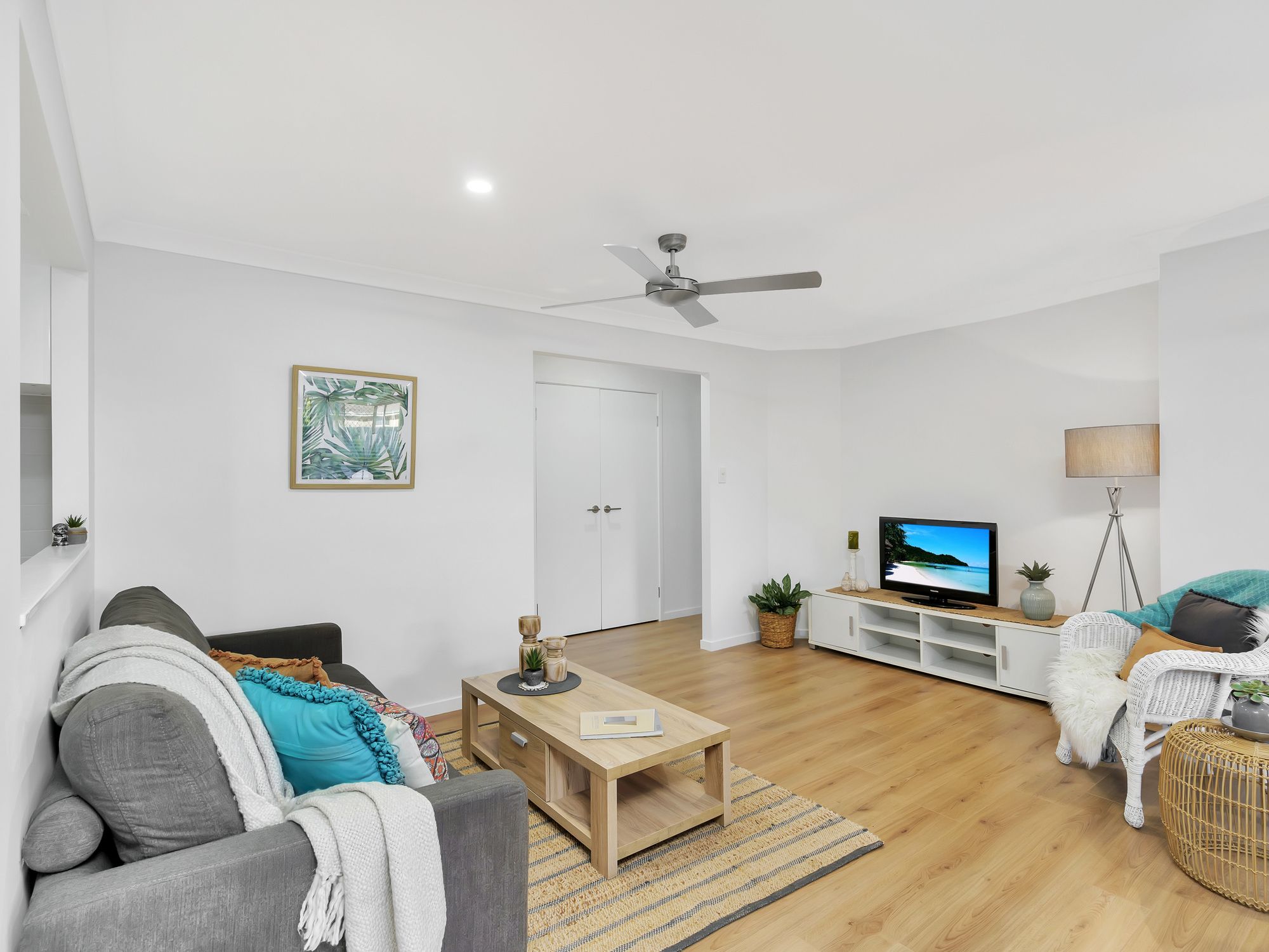 1/11 Pamela Court, Labrador, QLD 4215