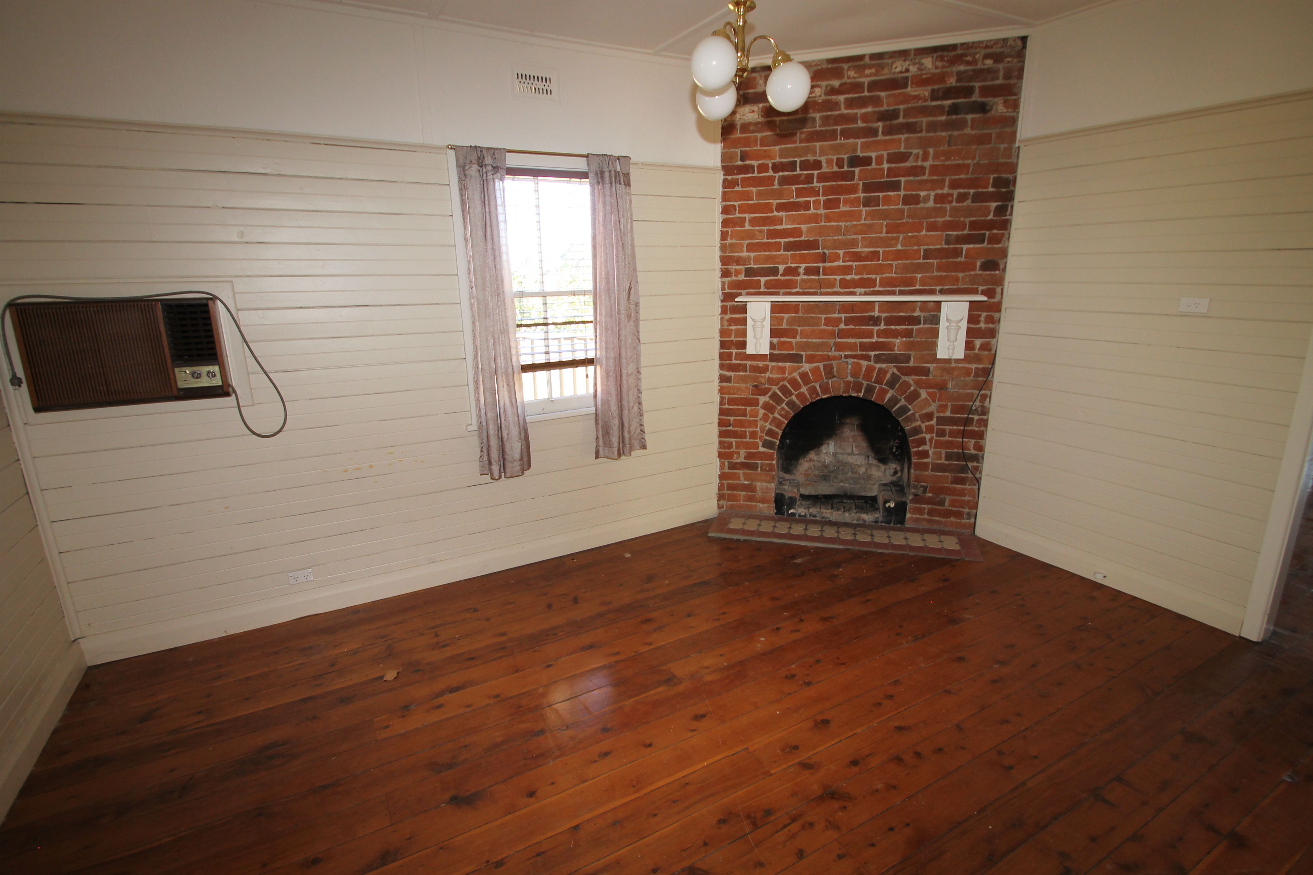 2 Lee Avenue, Quirindi, NSW 2343