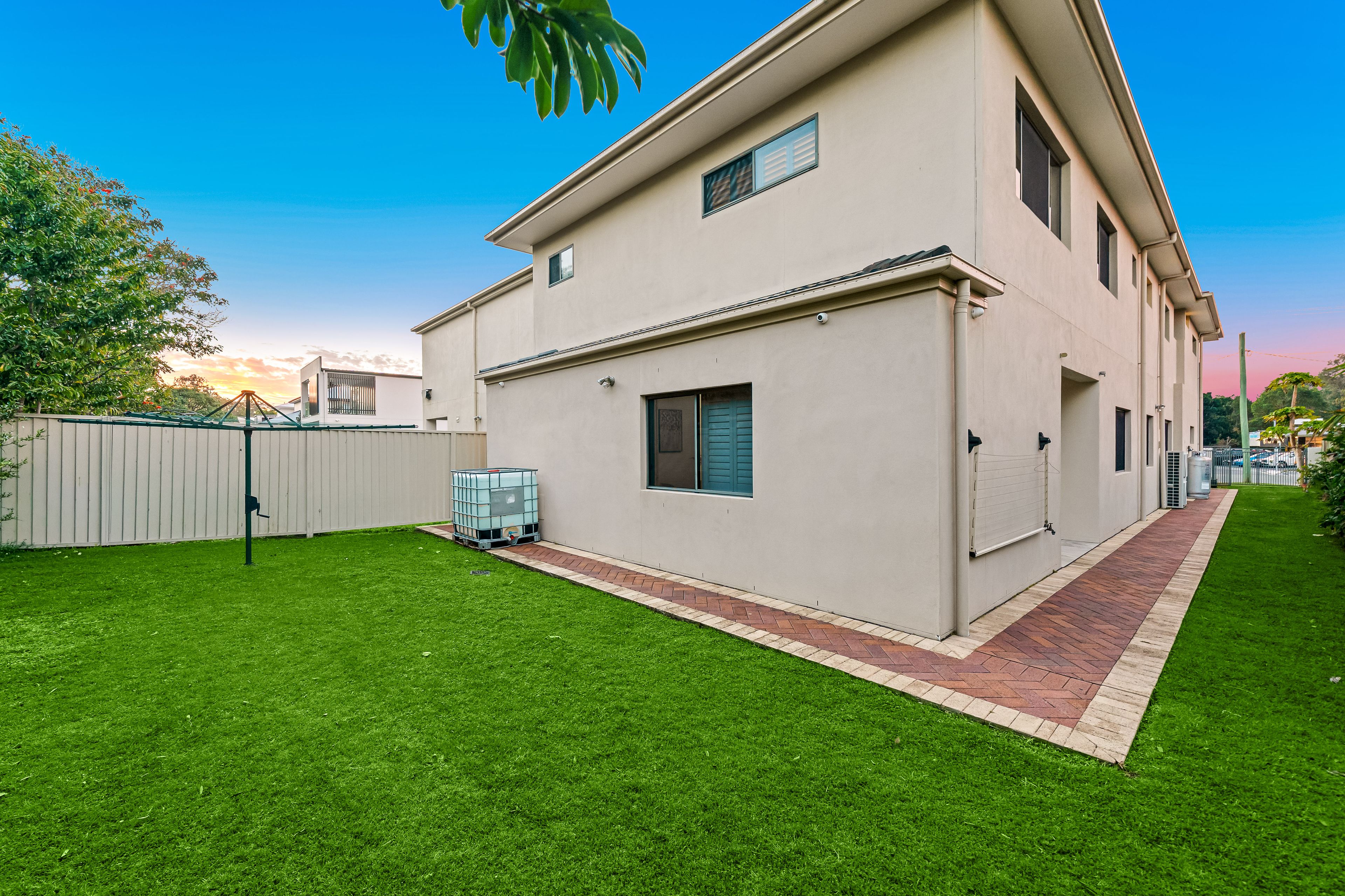13A Beverley Avenue — photo 26 of 30