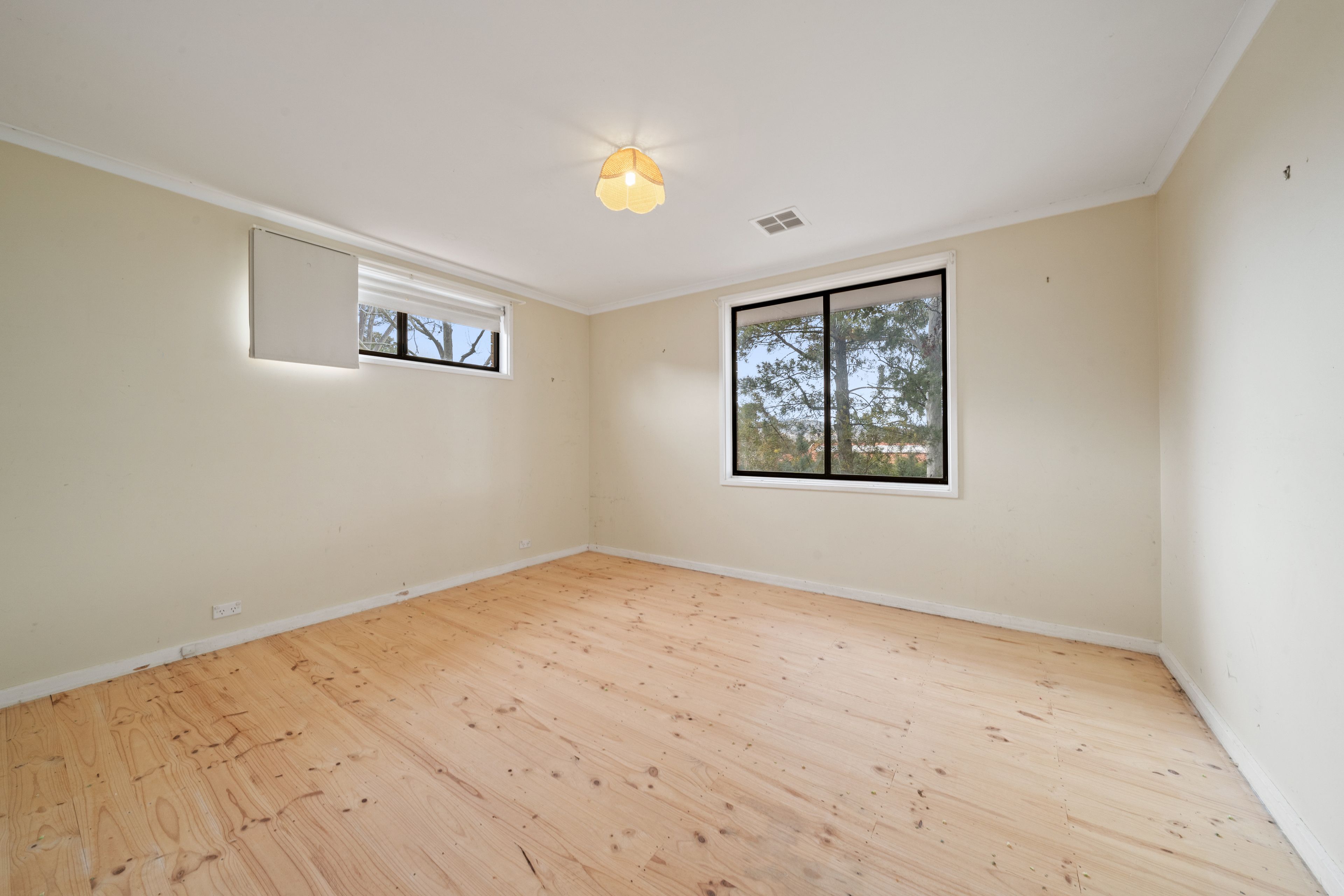49 Guthridge Crescent — photo 7 of 17