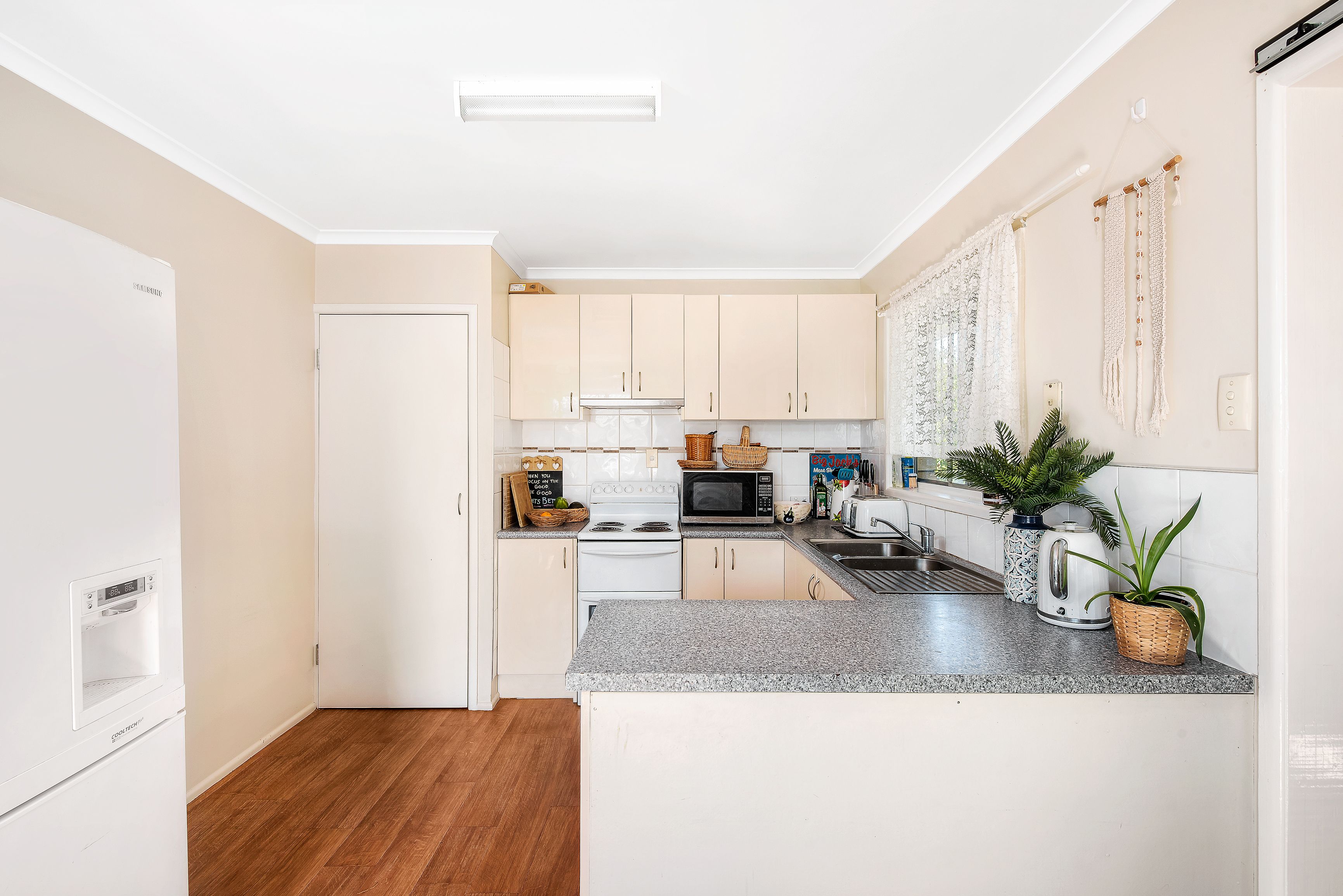 67 Scarborough Road, Redcliffe, QLD 4020