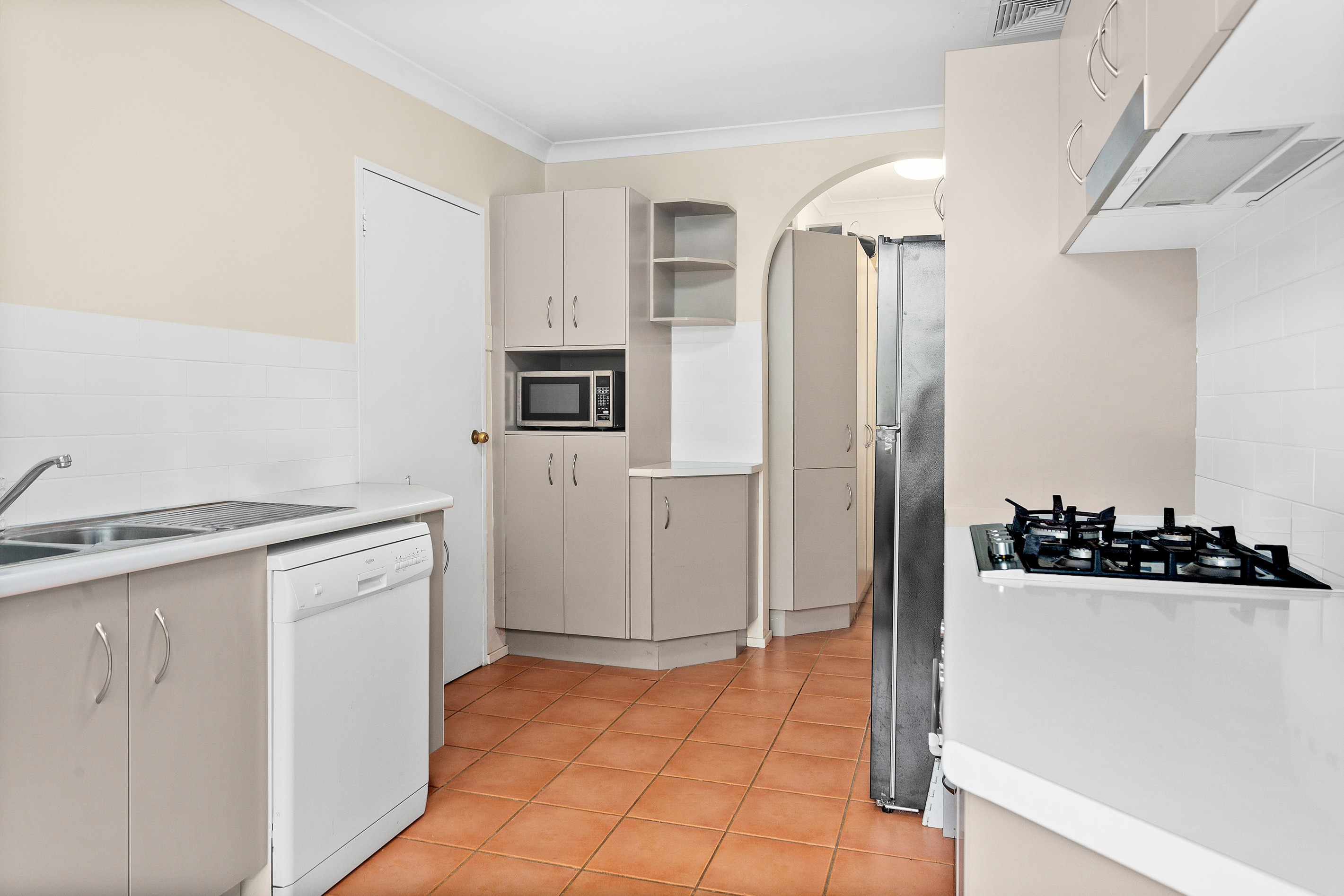 17 Mcgregor Avenue, Barrack Heights, NSW 2528