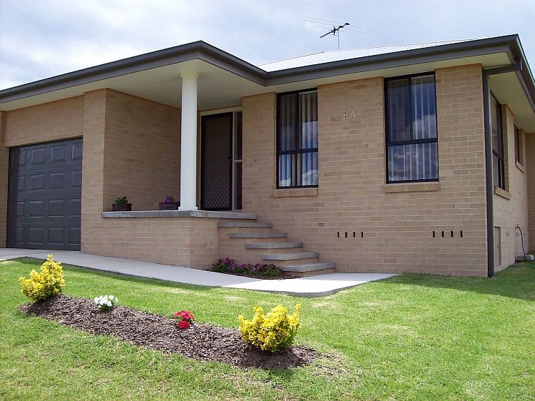 9 Kingfisher Drive