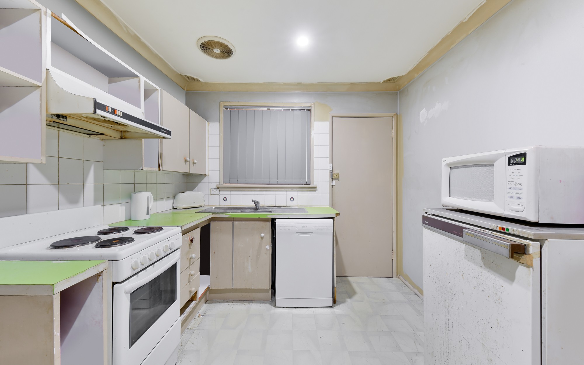 2 Kenneth Street, Macquarie Fields, NSW 2564