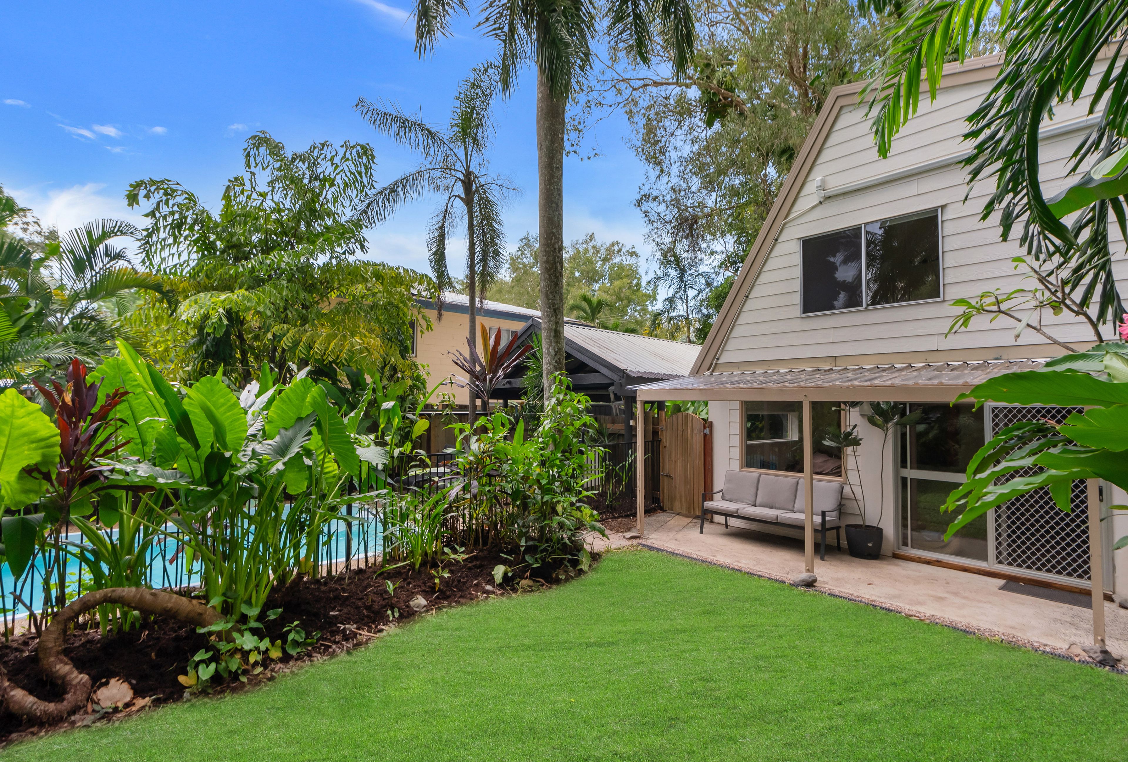 27 Bouganvillea Street — photo 14 of 27