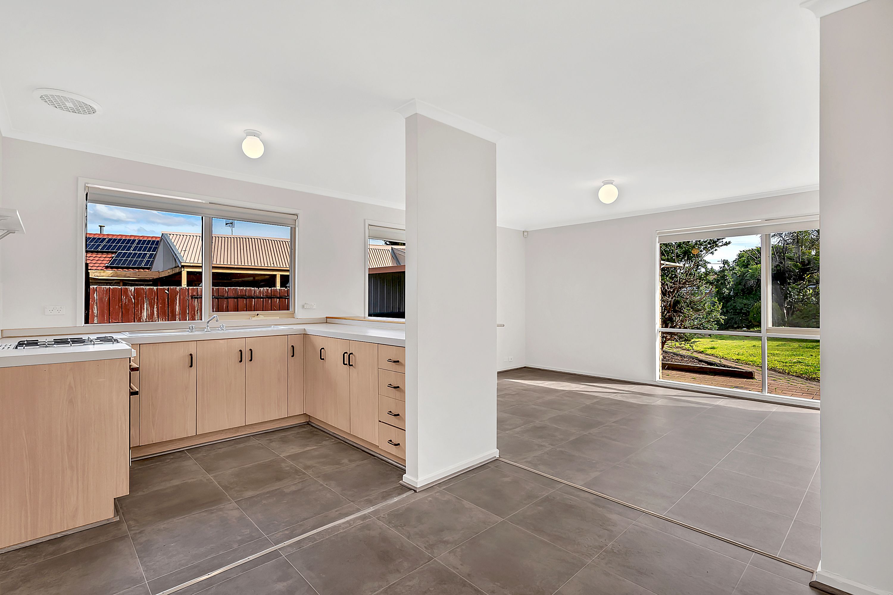 11 Silverton Court — photo 6 of 23